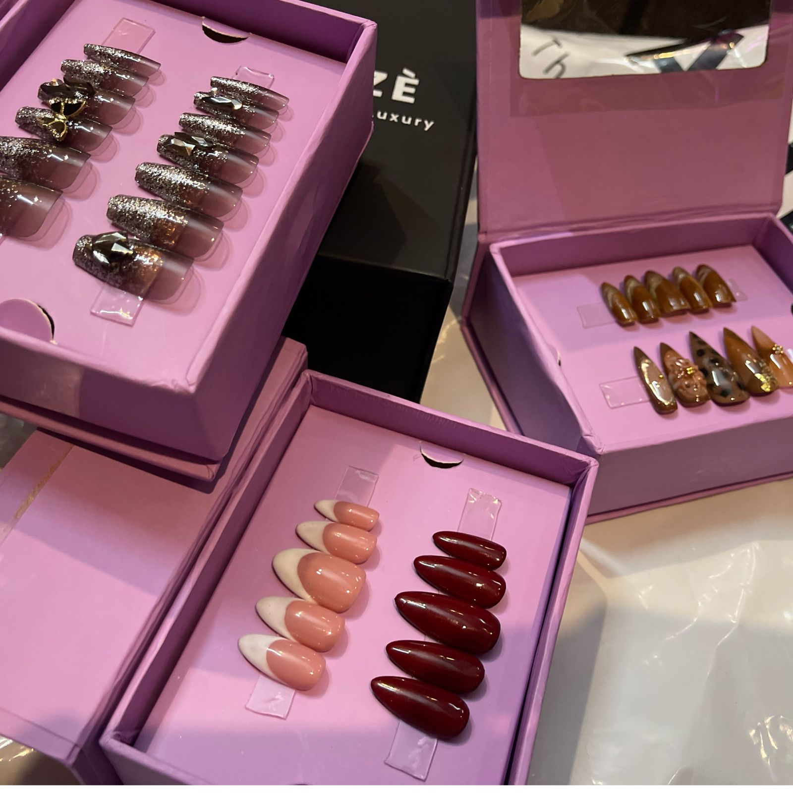 Handmade vs Factory-Made Nails: Why AURZE Studio Offers the Best of Both Worlds