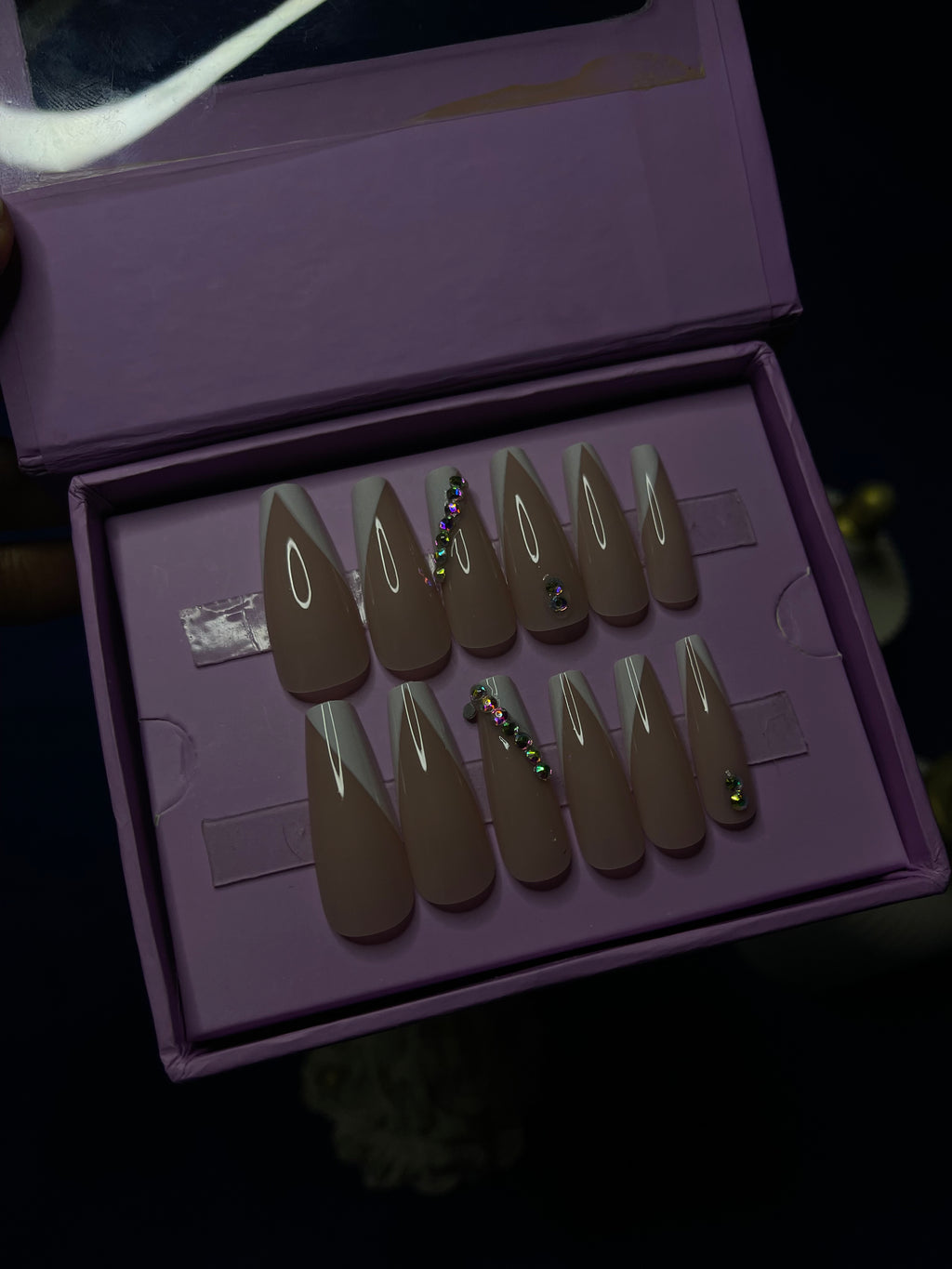 Deep V cut French- Coffin Extra Long Press Ons