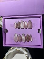 Nude floral chrome - Almond Press Ons