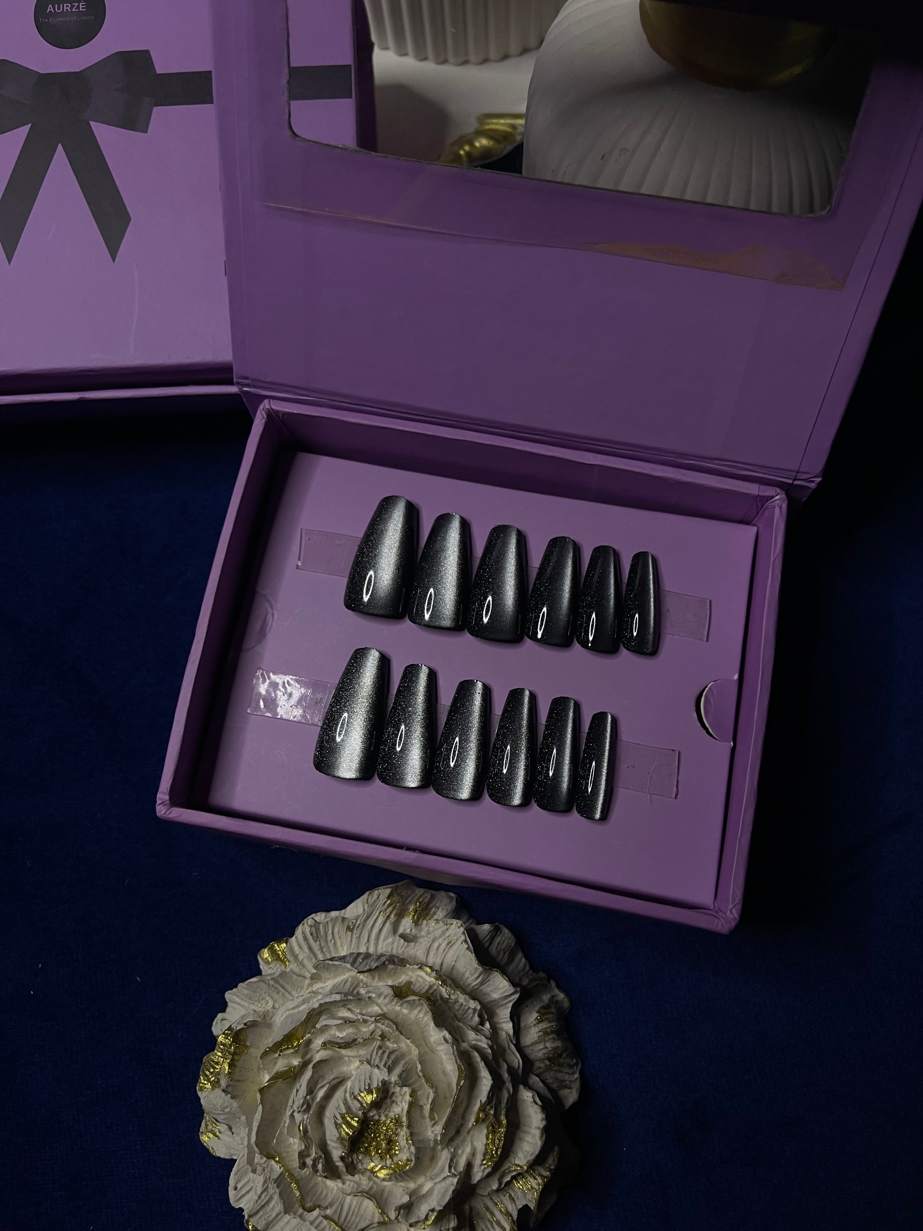 Black 9D Cat Eye - Coffin Press Ons