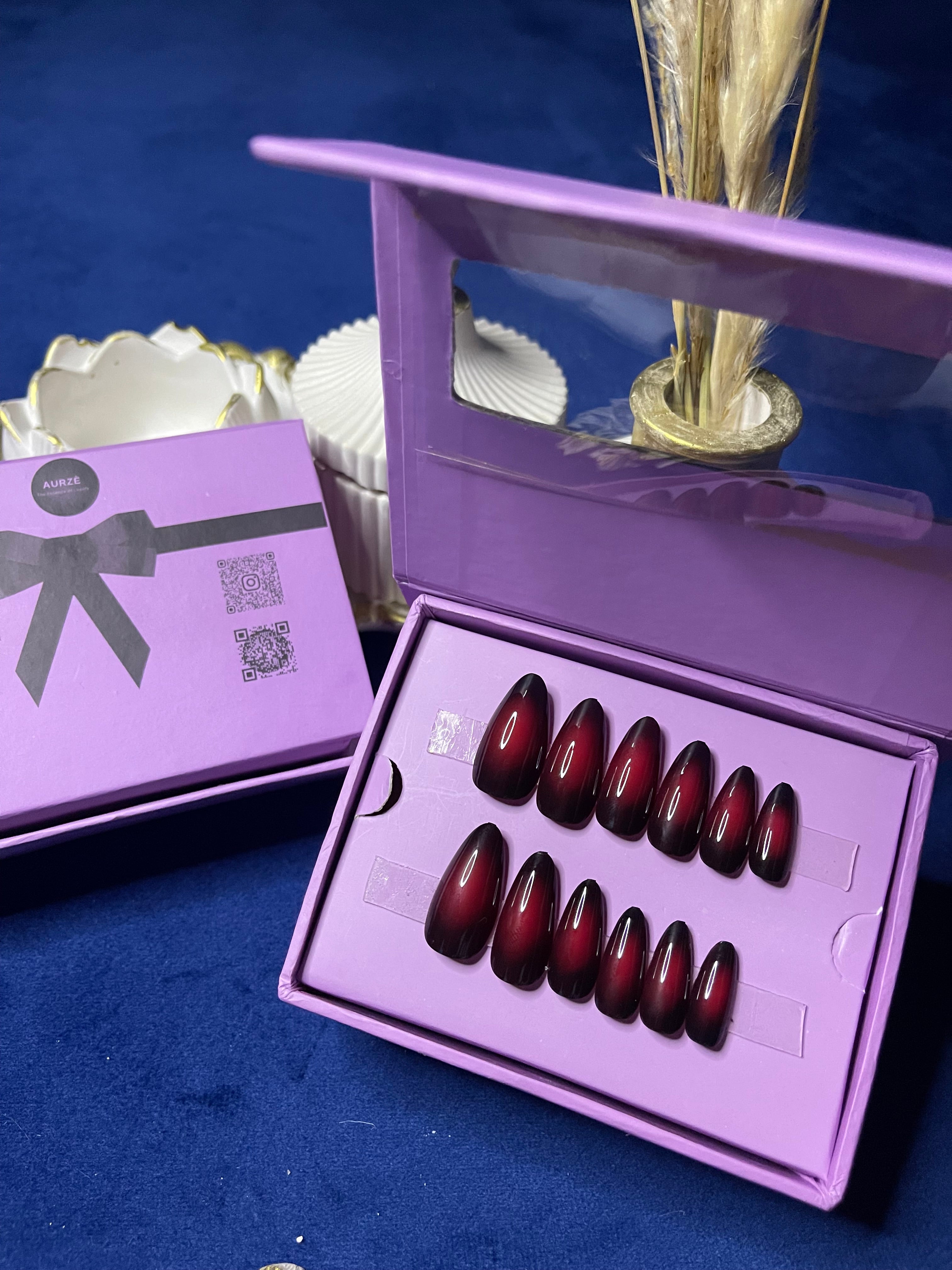 Red & Black Round Ombre - Almond Press Ons