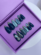 Zinc Butterfly to Cat Eye - Almond Press On Nails