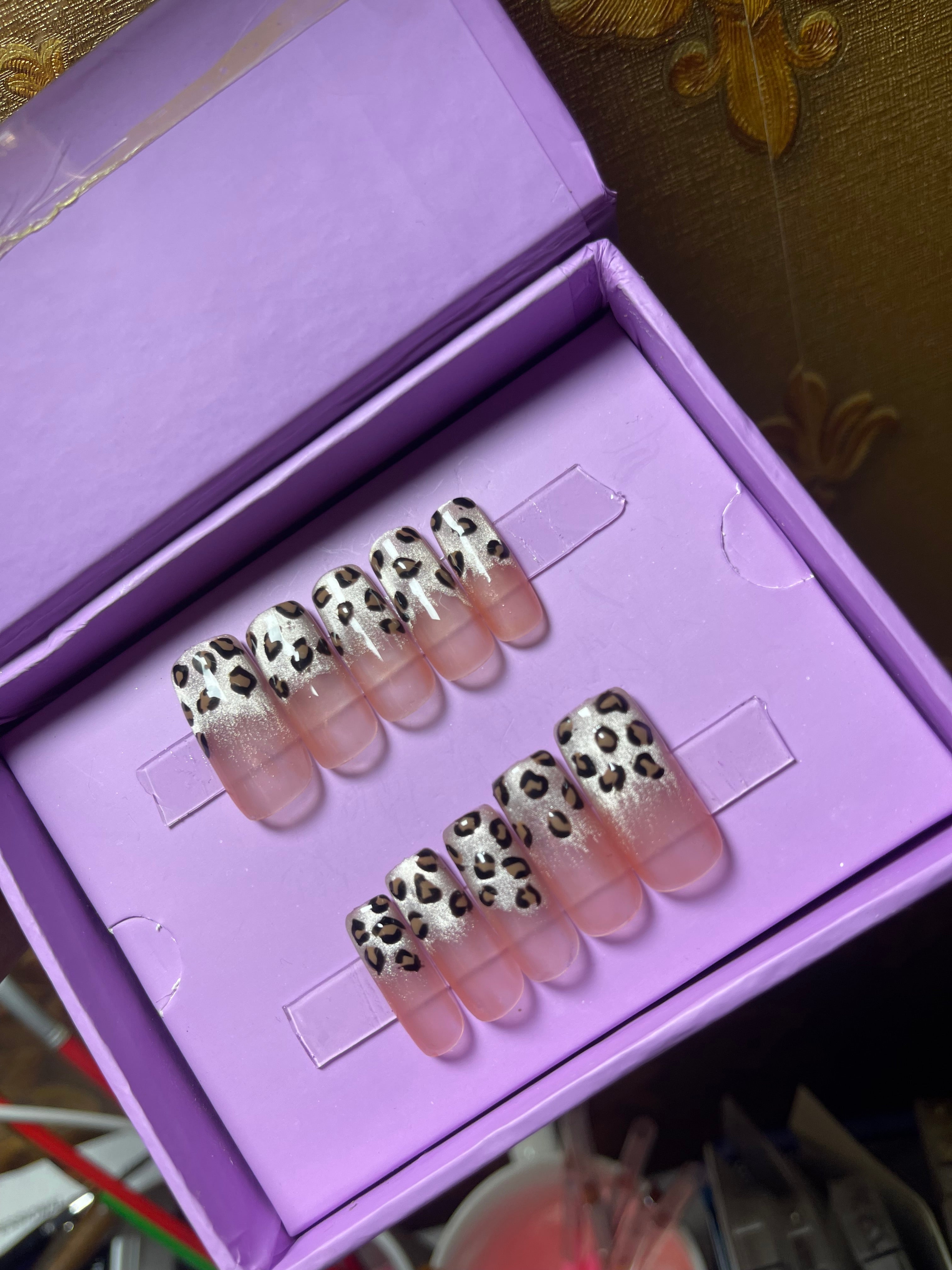 Realistic Leopard cat eye ombre - Medium Square Press Ons