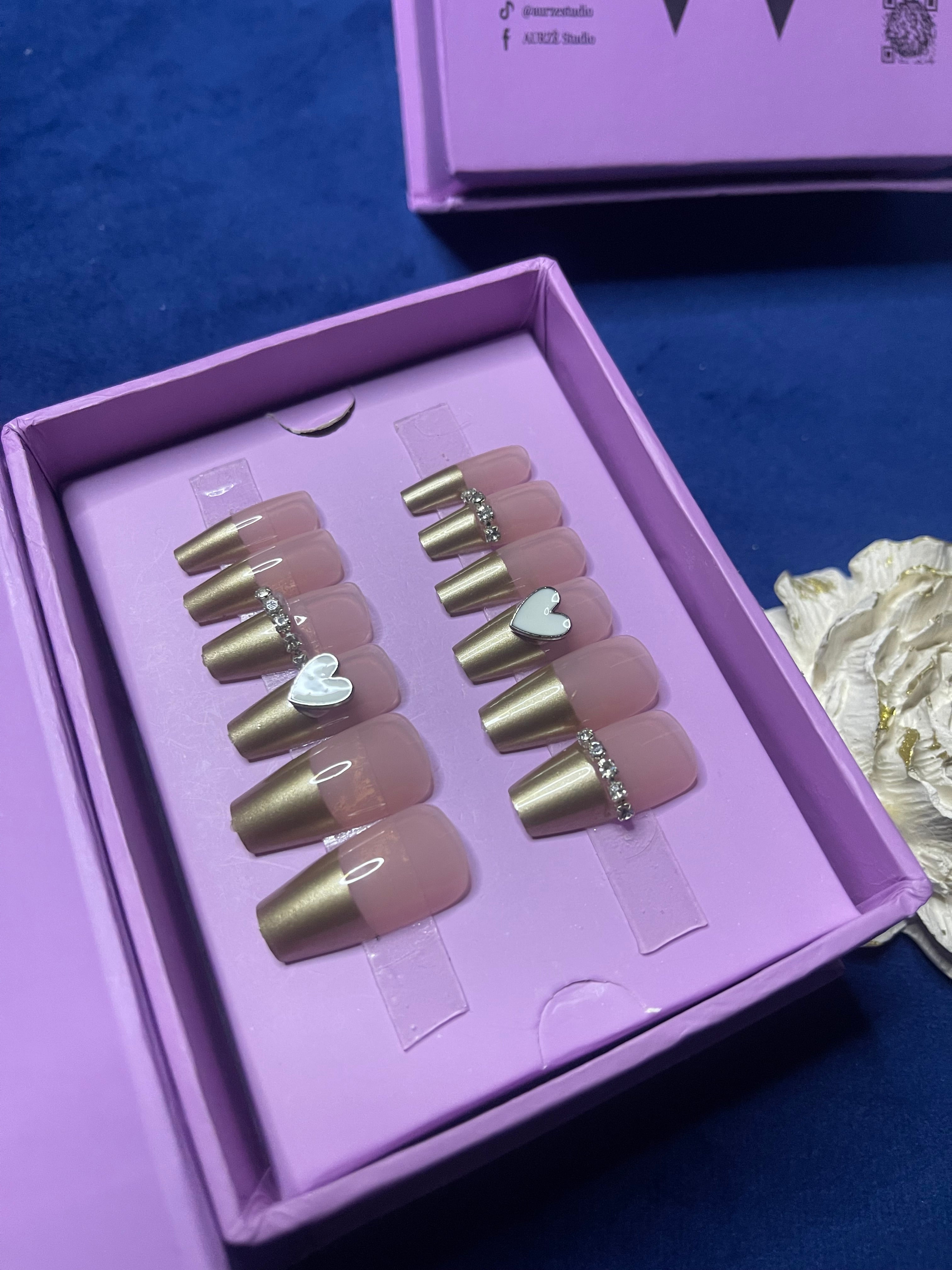 Gold Heart French - Coffin Press Press On Nails