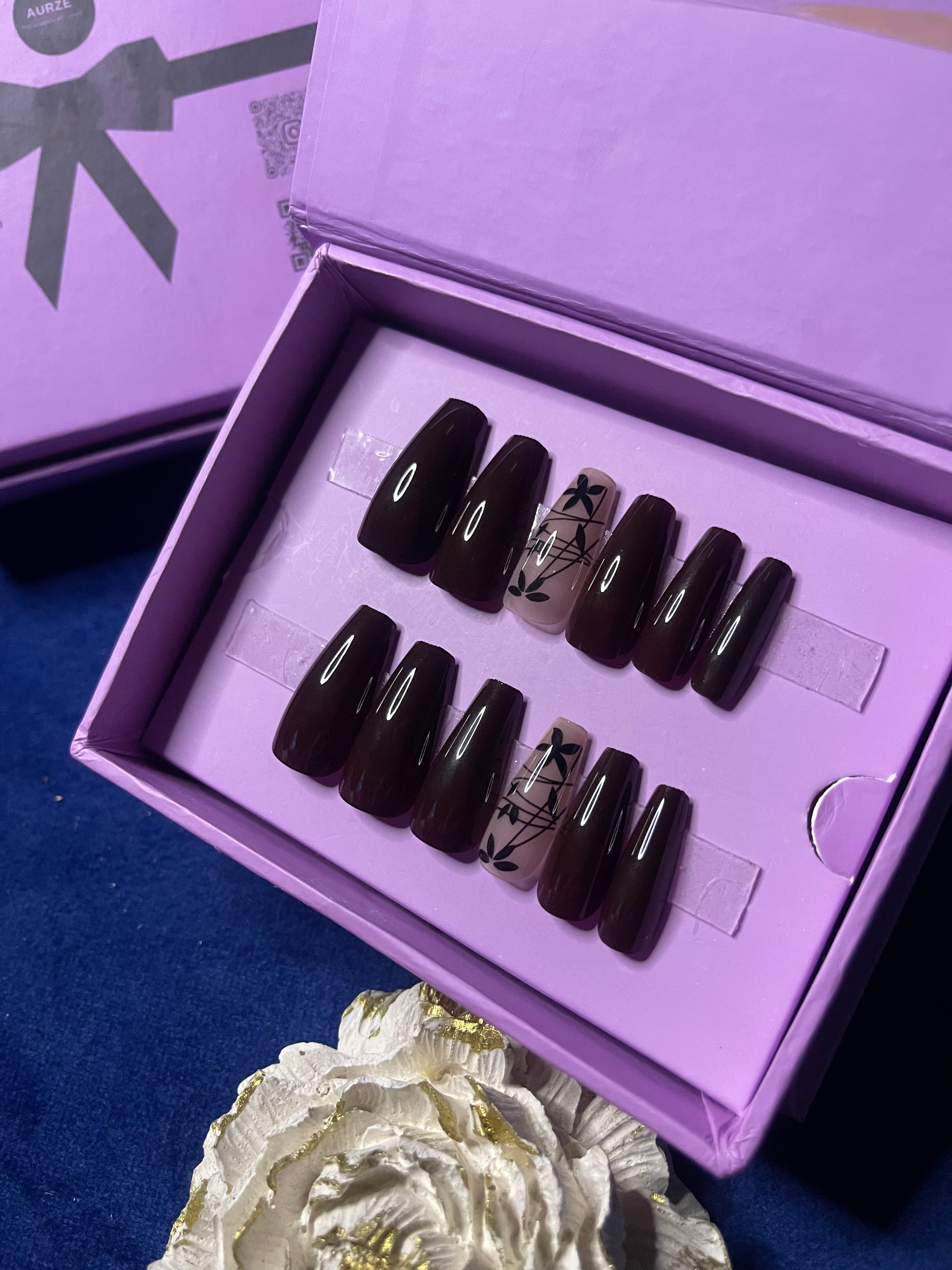 Maroon floral - Coffin Press On Nails