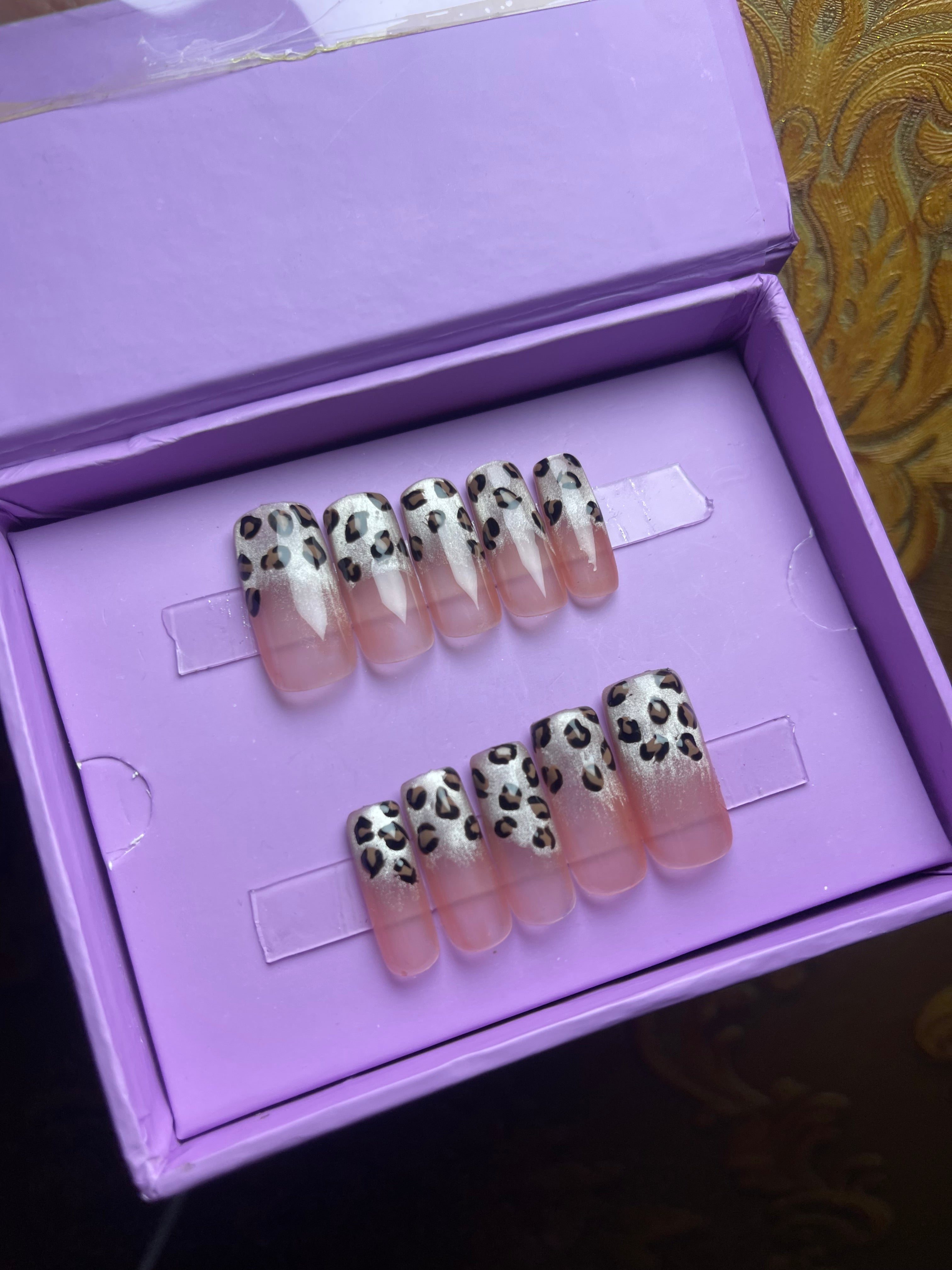 Realistic Leopard cat eye ombre - Medium Square Press Ons