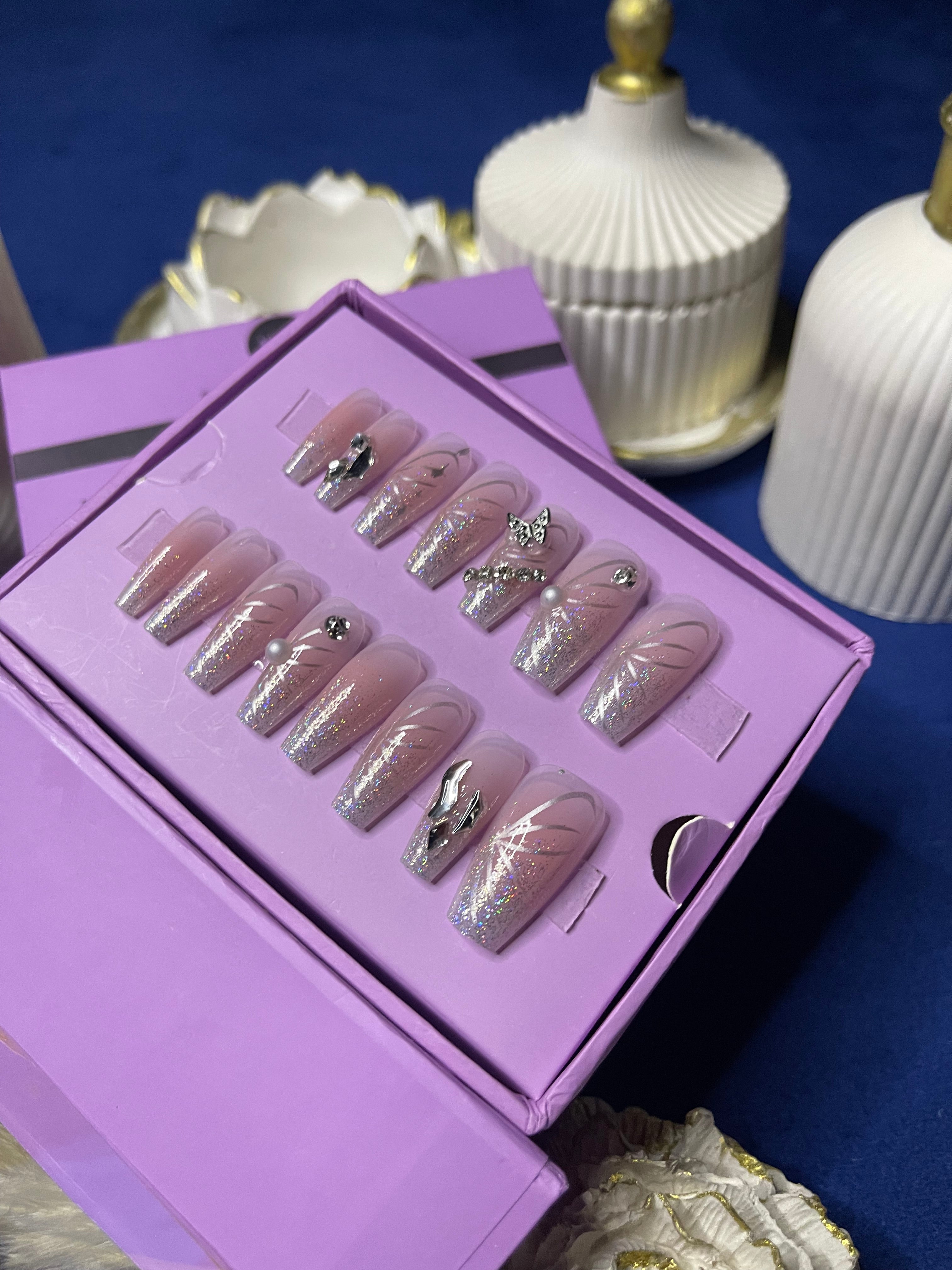 أغطية متعددة الفراشات - نعش