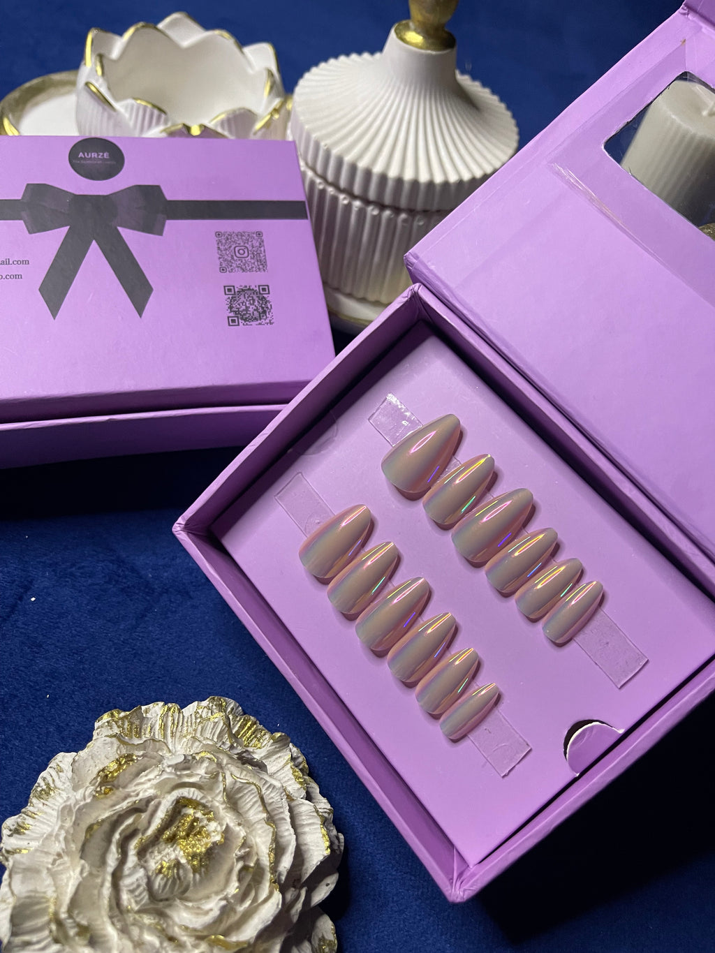 Classic Mirror Inspo - Almond Press Ons