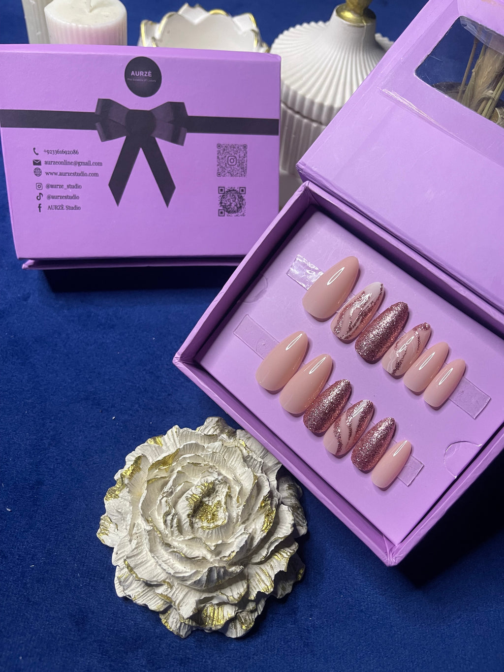 Champaigne glittery on nude peach - Almond Press On Nails