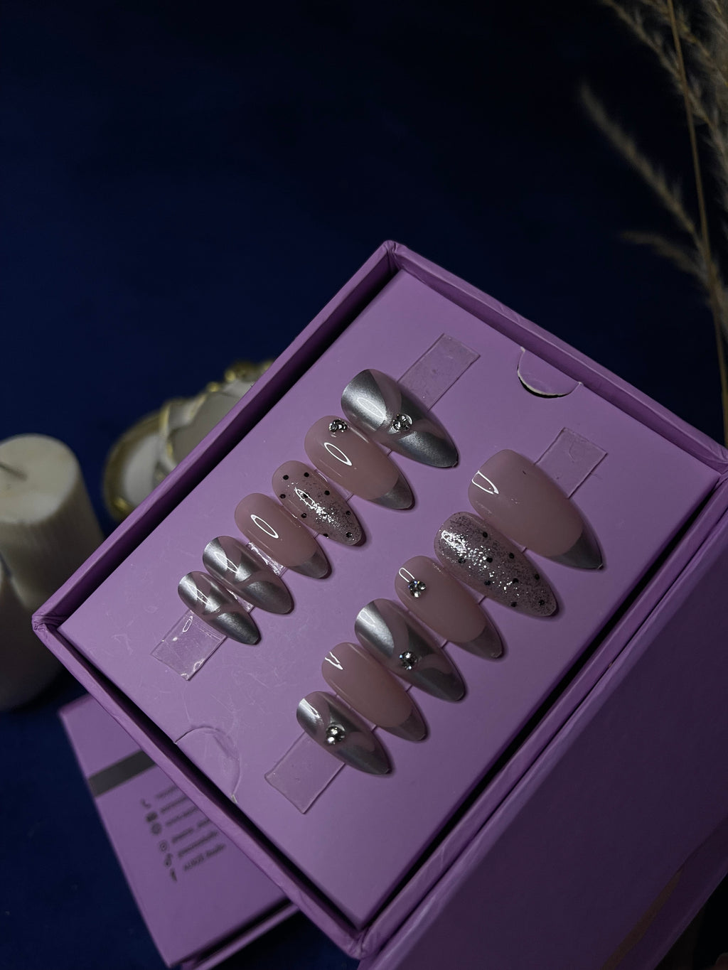 Polka Dots & Chrome - Almond Press Ons