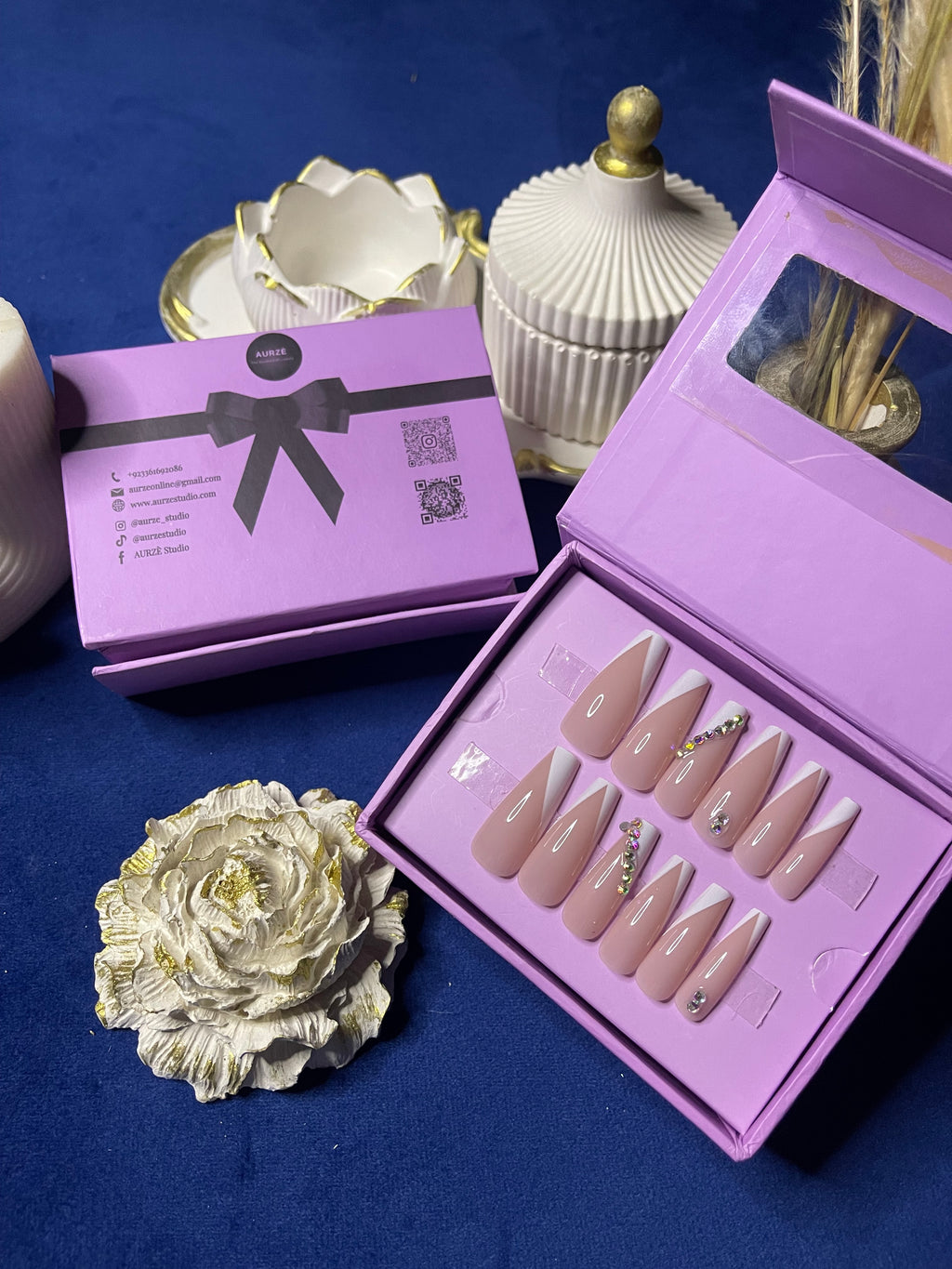 Deep V cut French- Coffin Extra Long Press Ons