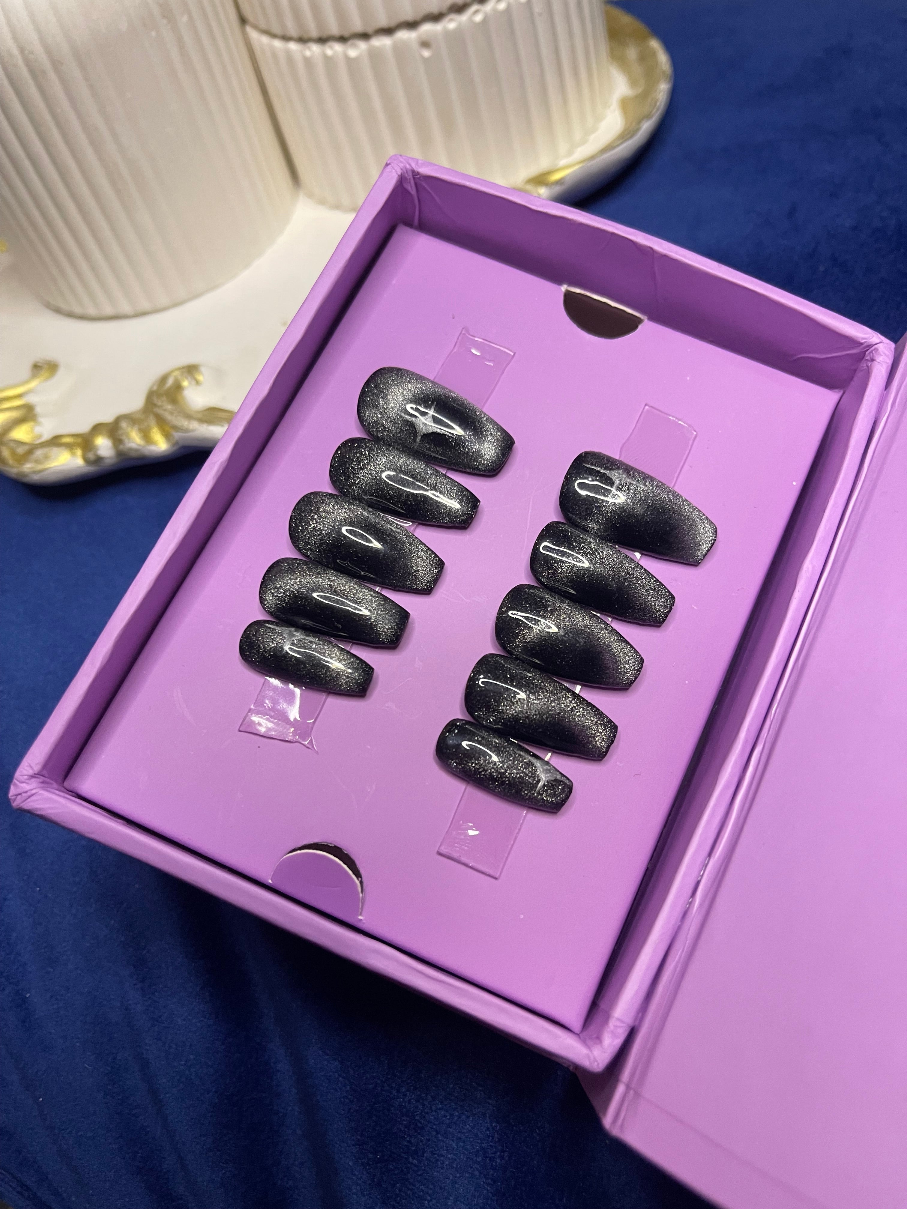 Black Moon Cat Eye - Coffin Press On Nails