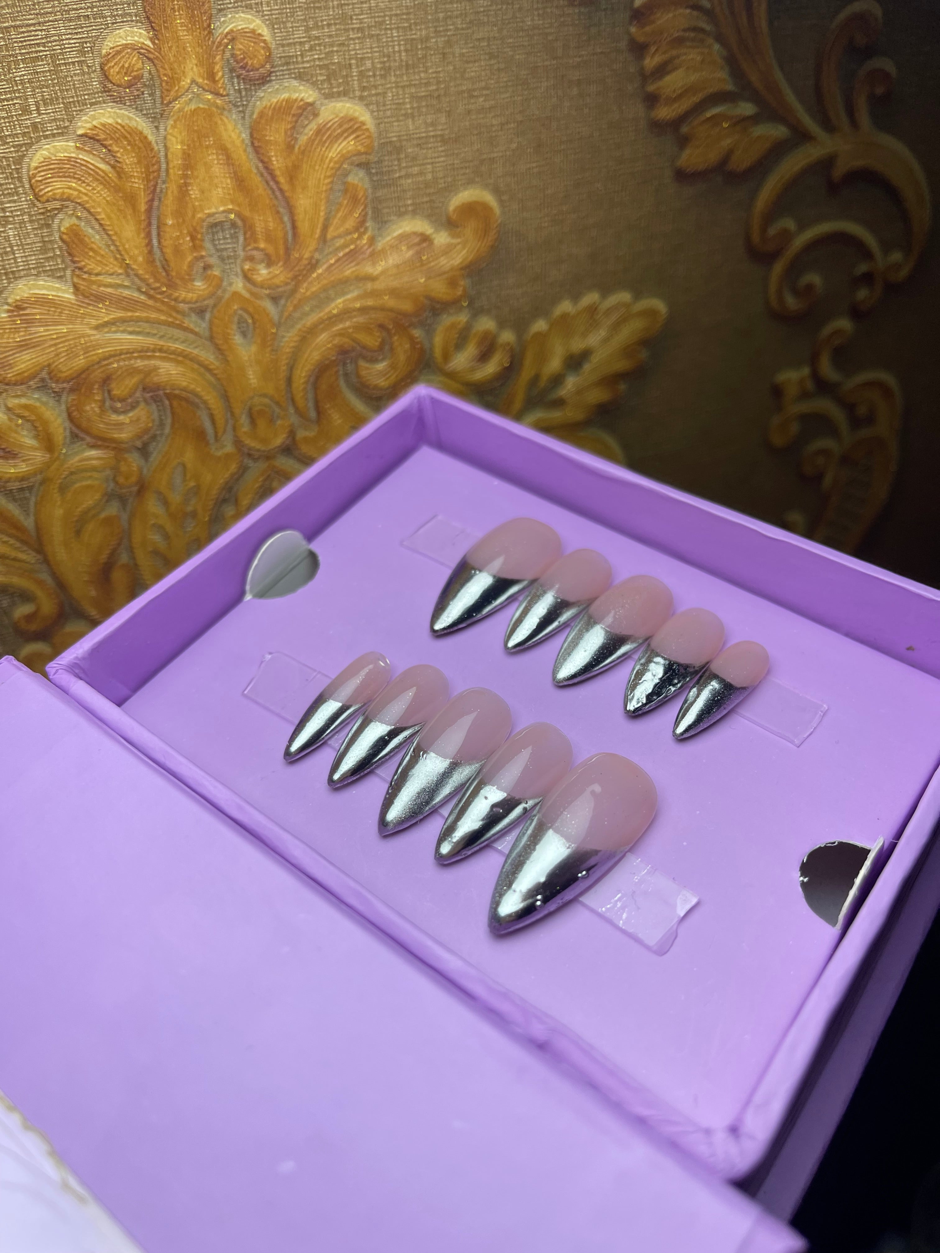 Realistic Silver Metallic French - Stiletto Small Press Ons