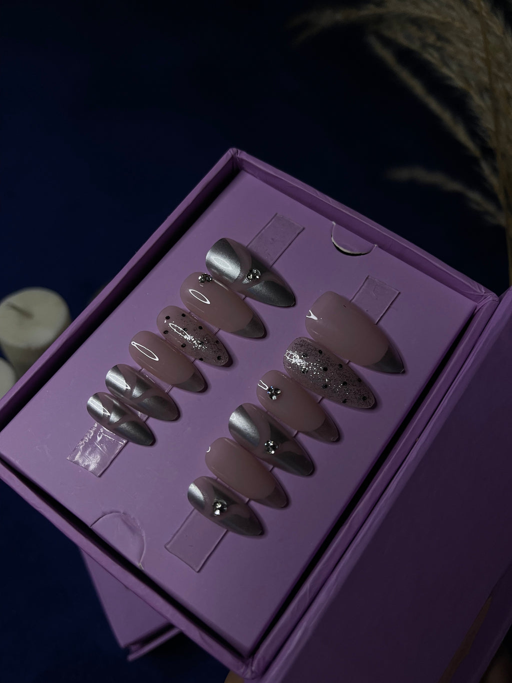 Polka Dots & Chrome - Almond Press Ons