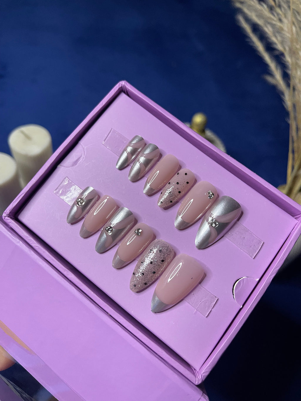 Polka Dots & Chrome - Almond Press Ons