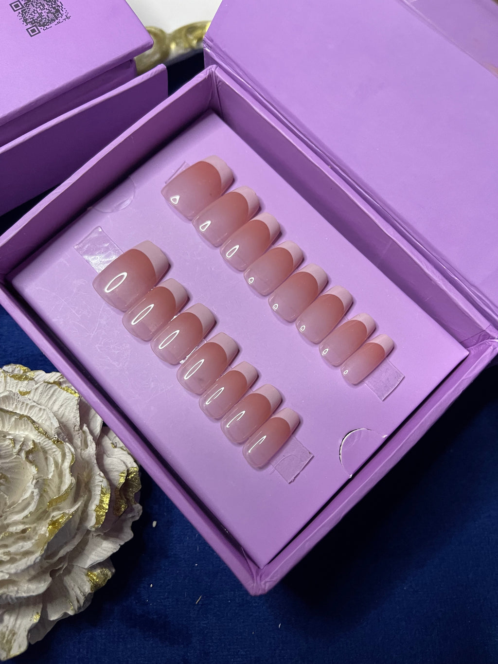 Natural Classic White French- Short Square Press Ons