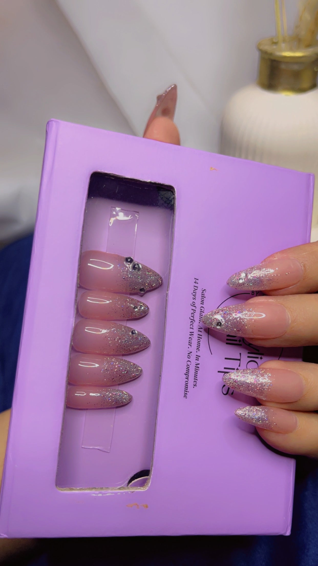 Realistic Glittery Ombre - Stiletto Press On Nails