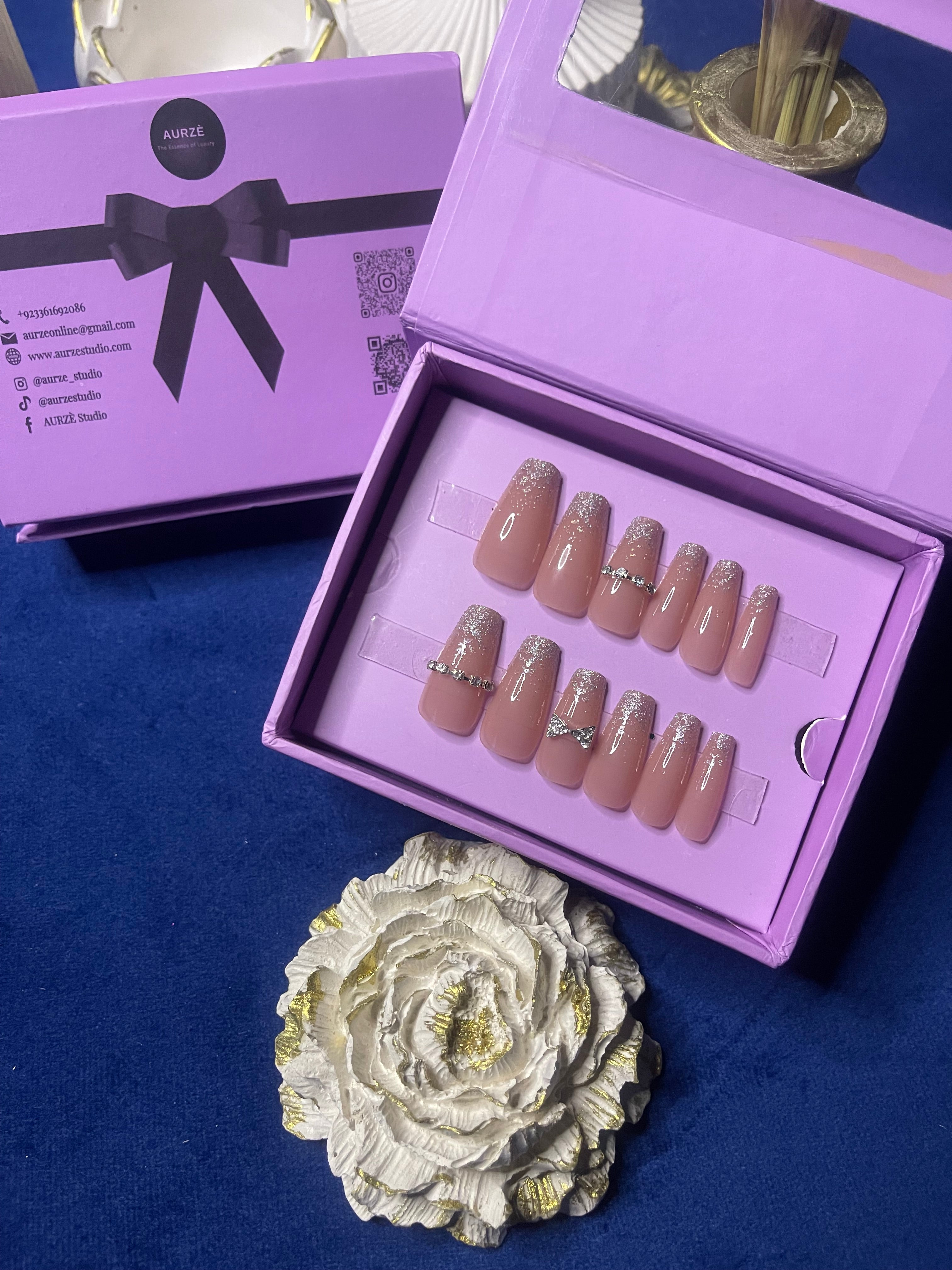 Bow Stonish Glittery Ombre - Coffin Press Ons