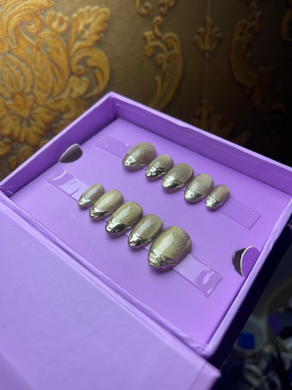 Gold Green Pistachio Cat Eye - Short Almond Press On Nails