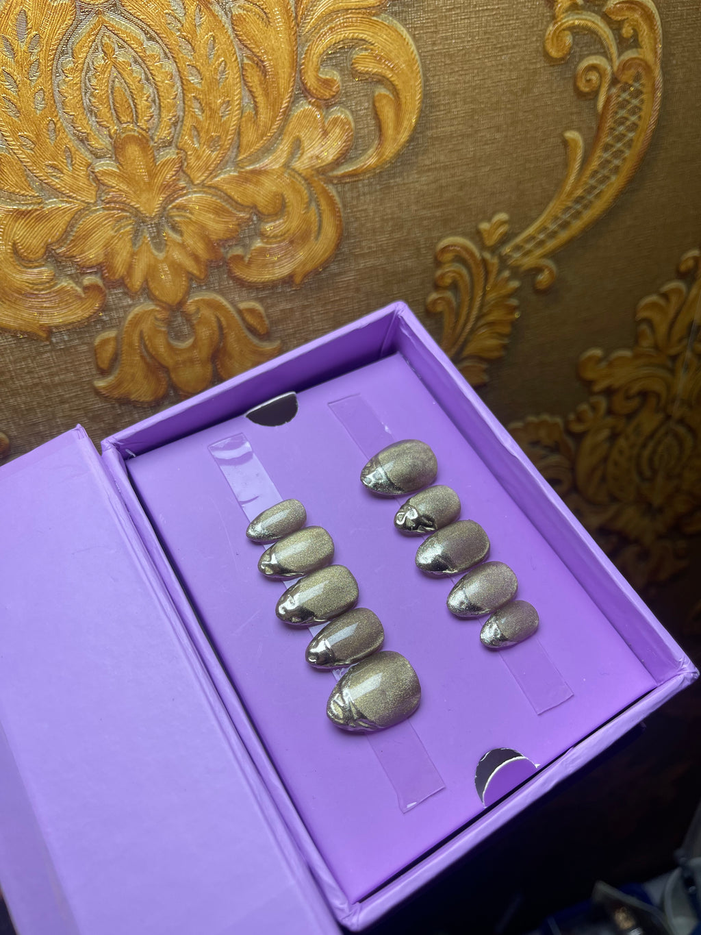 Gold Green Pistachio Cat Eye - Short Almond Press On Nails