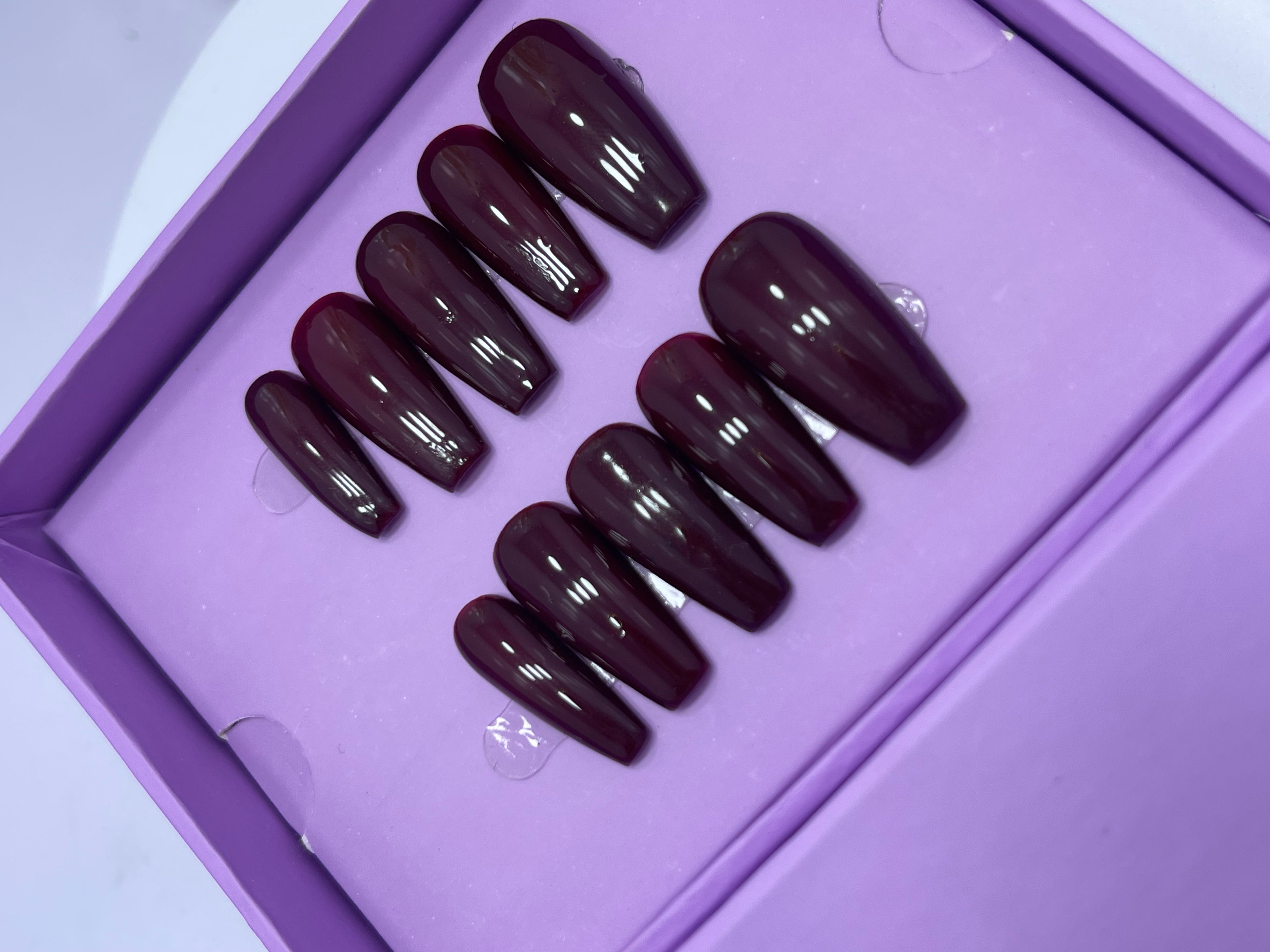 Maroon Shine - Coffin Press On Nails