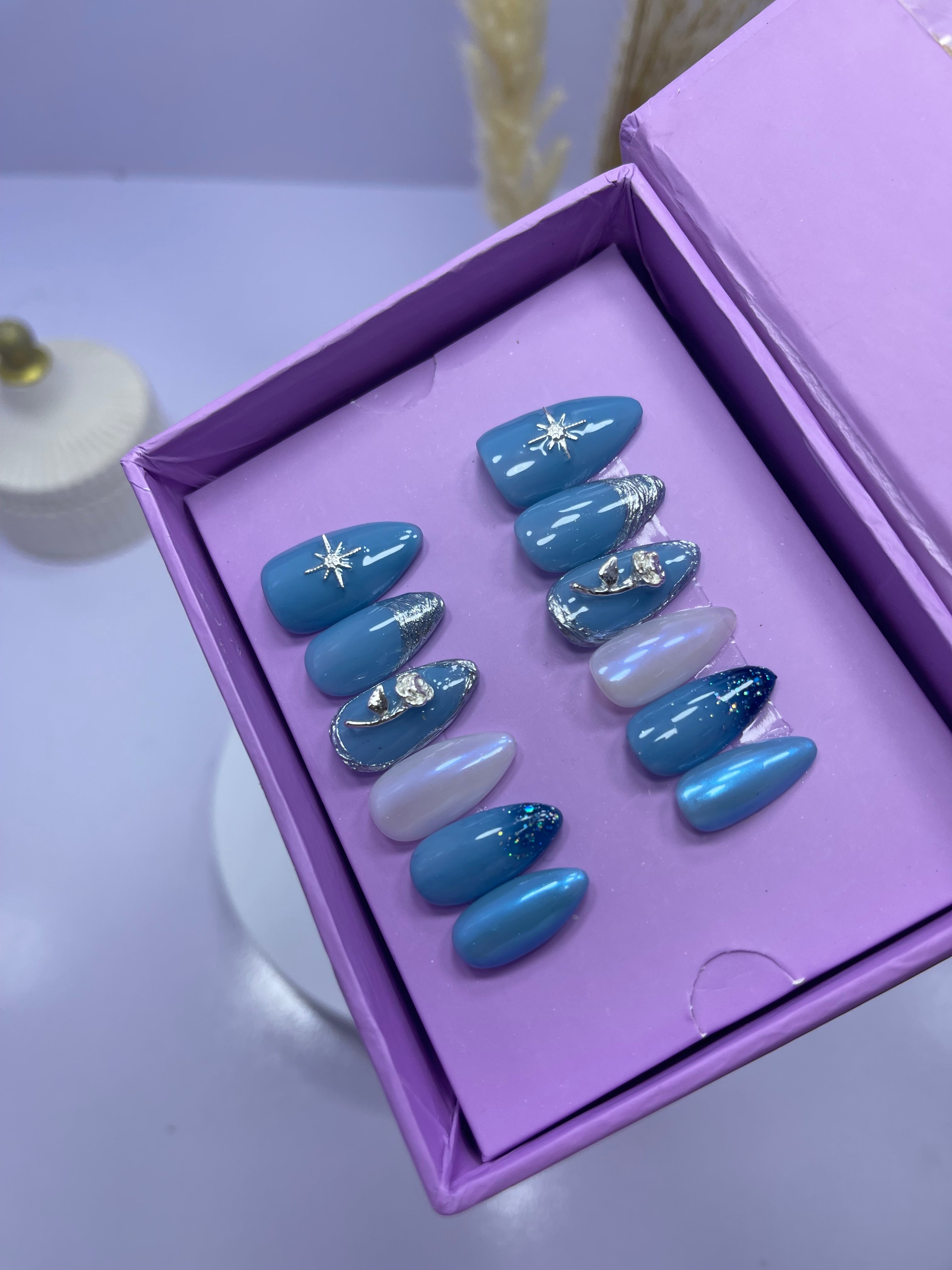 Shades of Blue - Almond Press On Nails