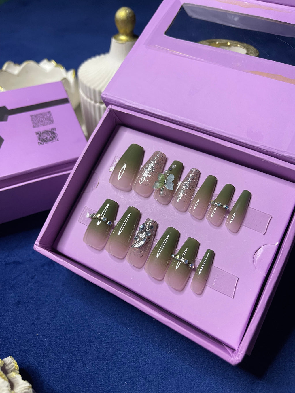 Green Gems Luxury- Coffin Press Ons