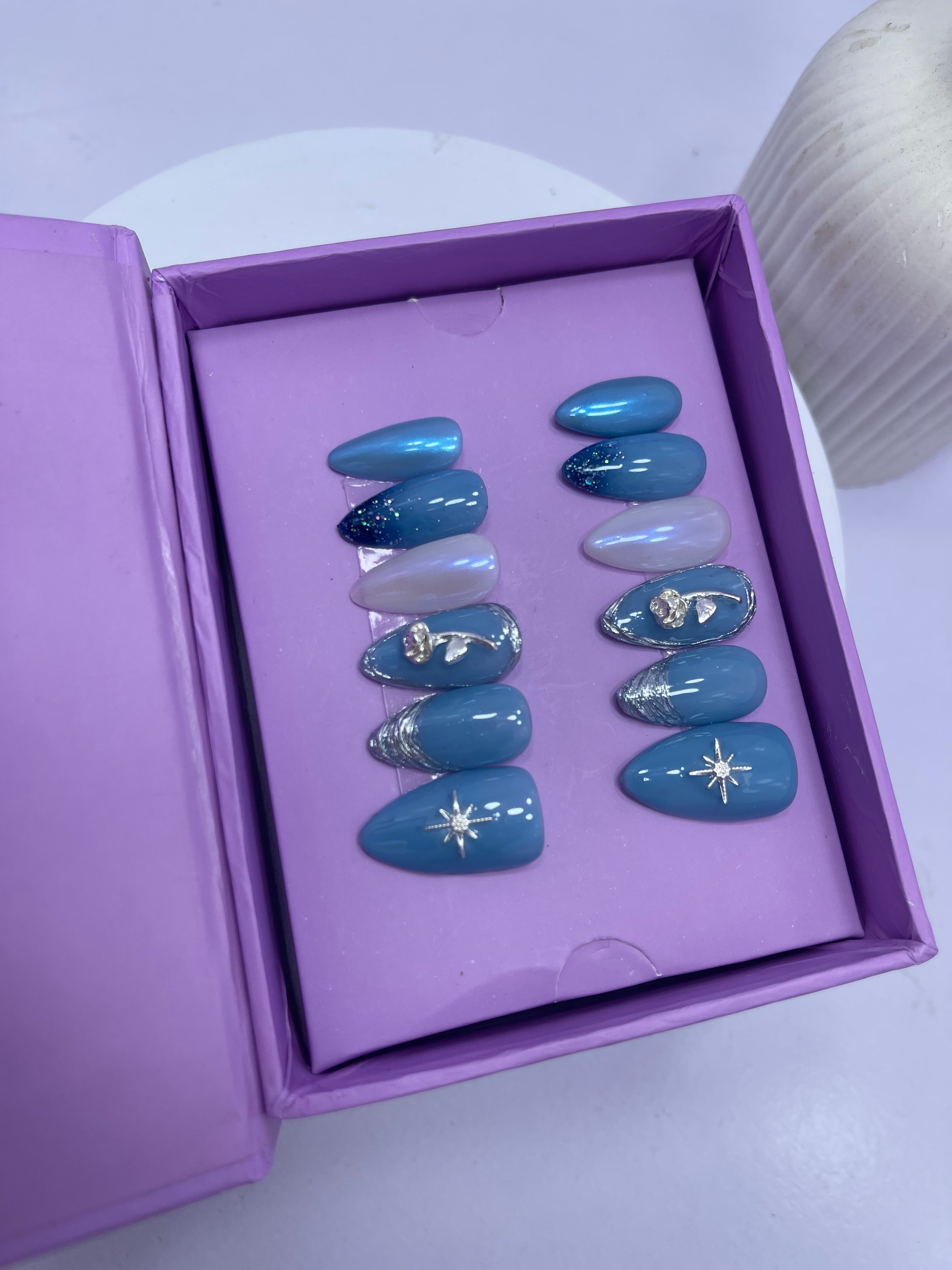 Shades of Blue - Almond Press On Nails