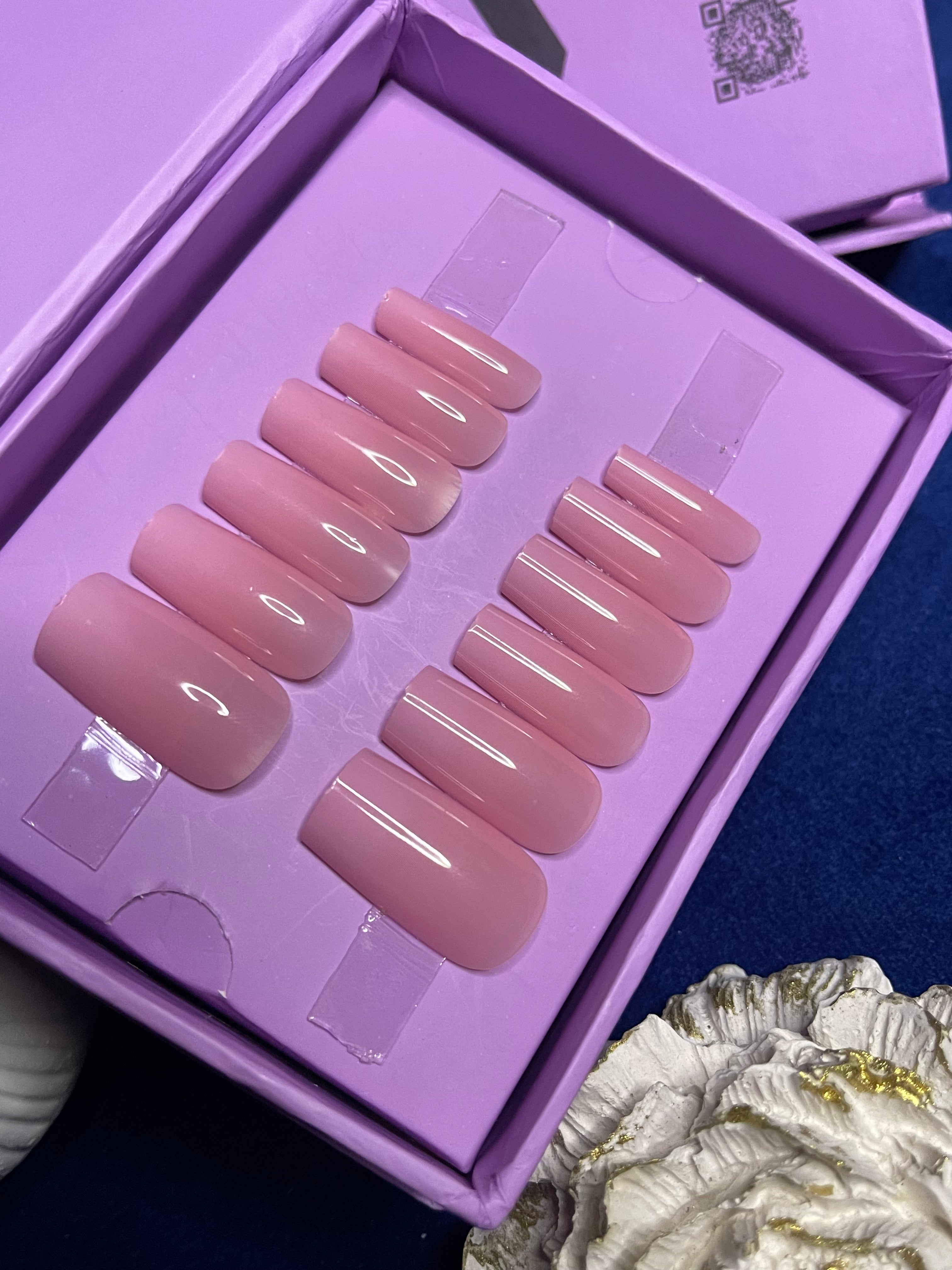 Plain Peach - Square Press Ons