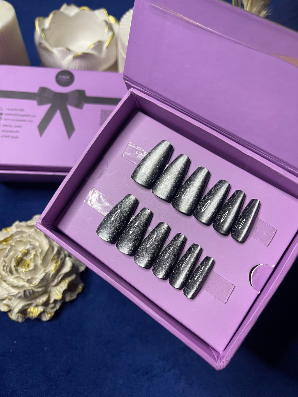 Black 9D Cat Eye - Coffin Press Ons