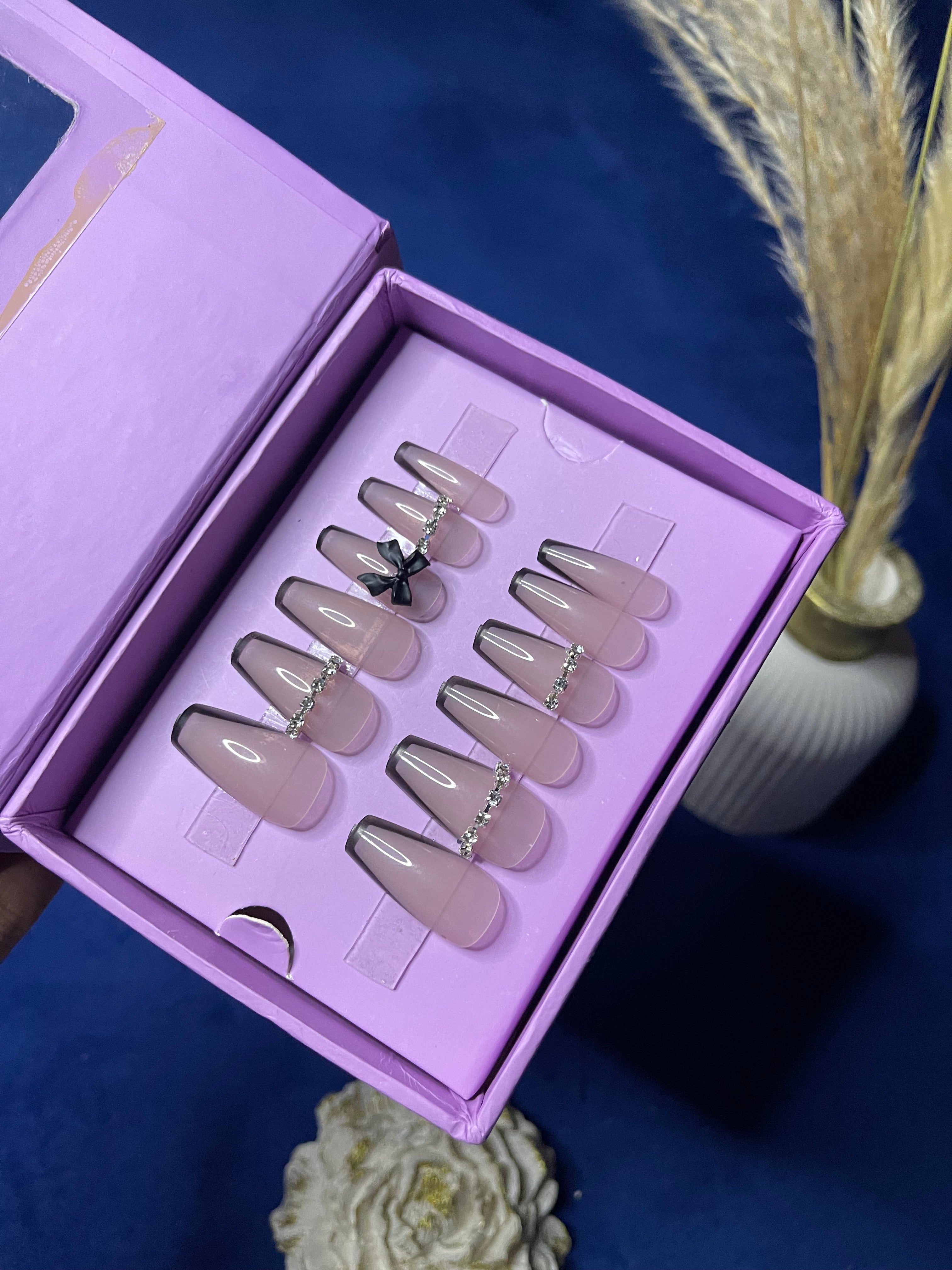 Black Edge French and bow- Coffin Press Ons