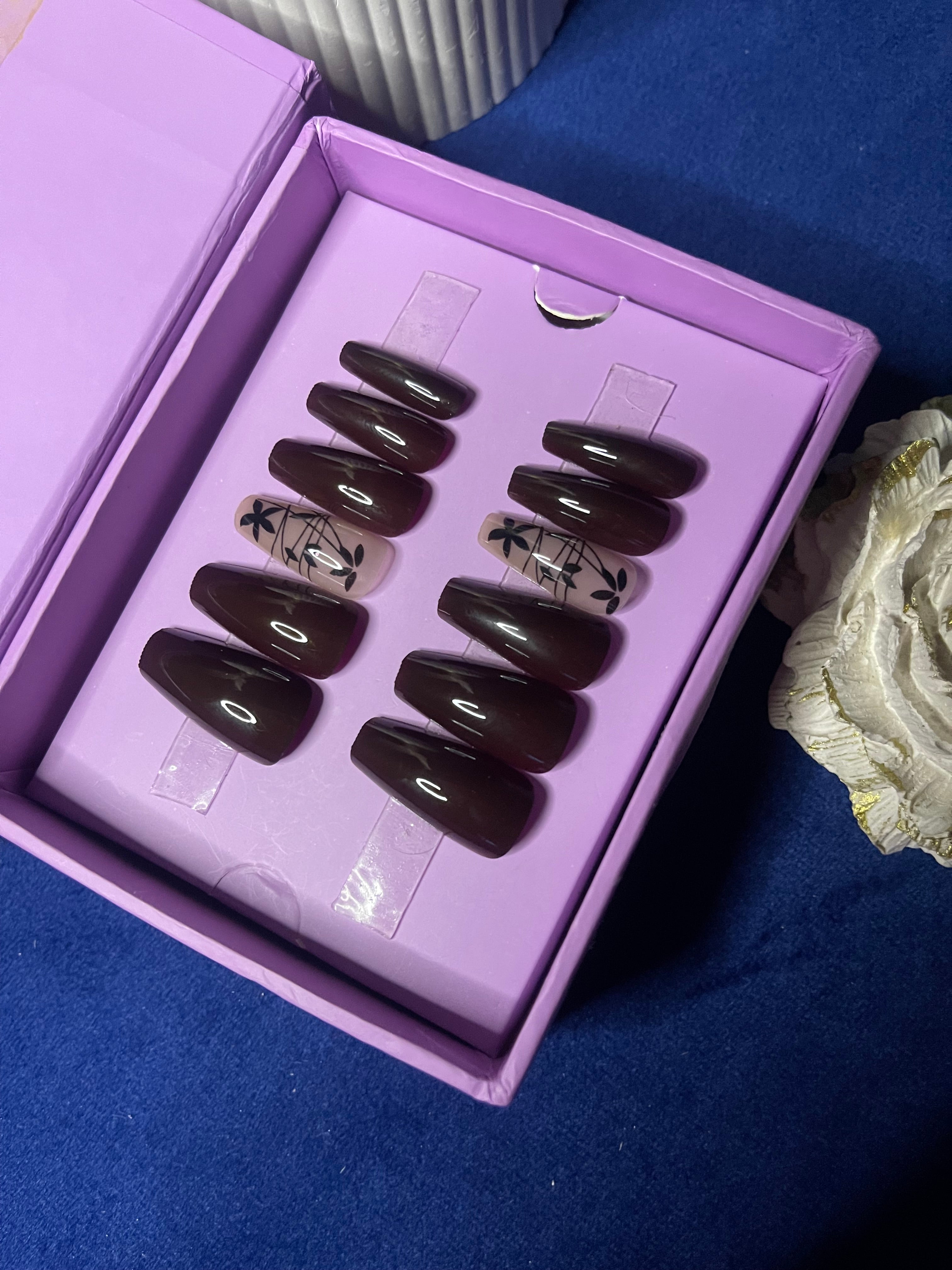 Maroon floral - Coffin Press On Nails