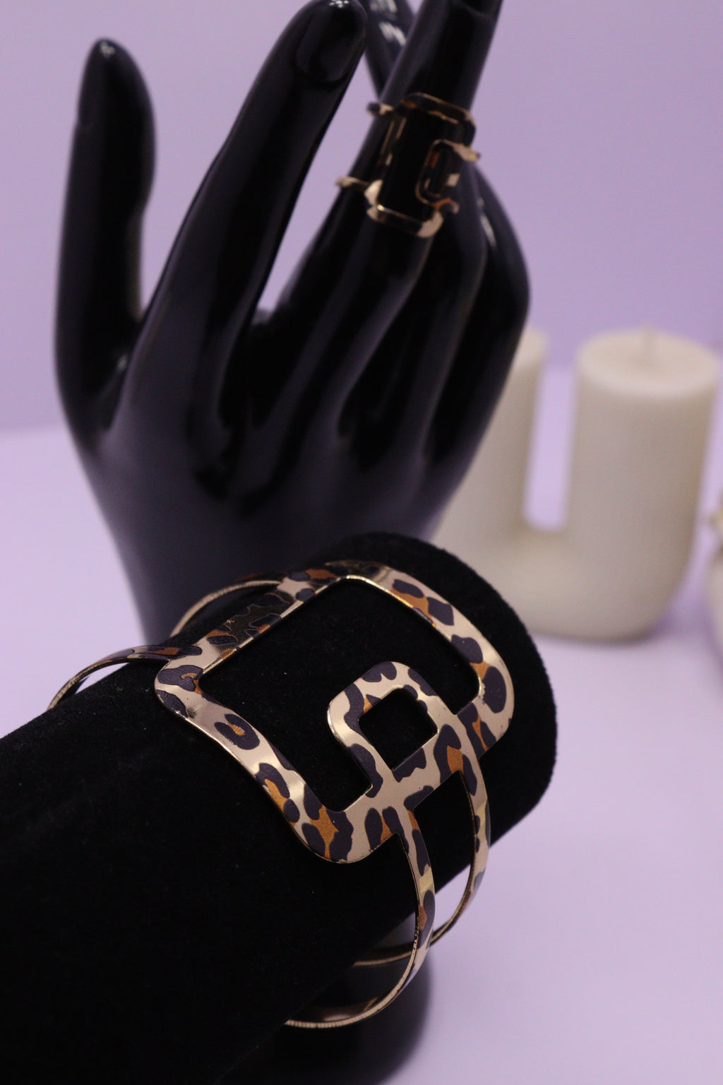 Sleek Wrist Series 0103 - AZ Golden Bangle & Ring Set