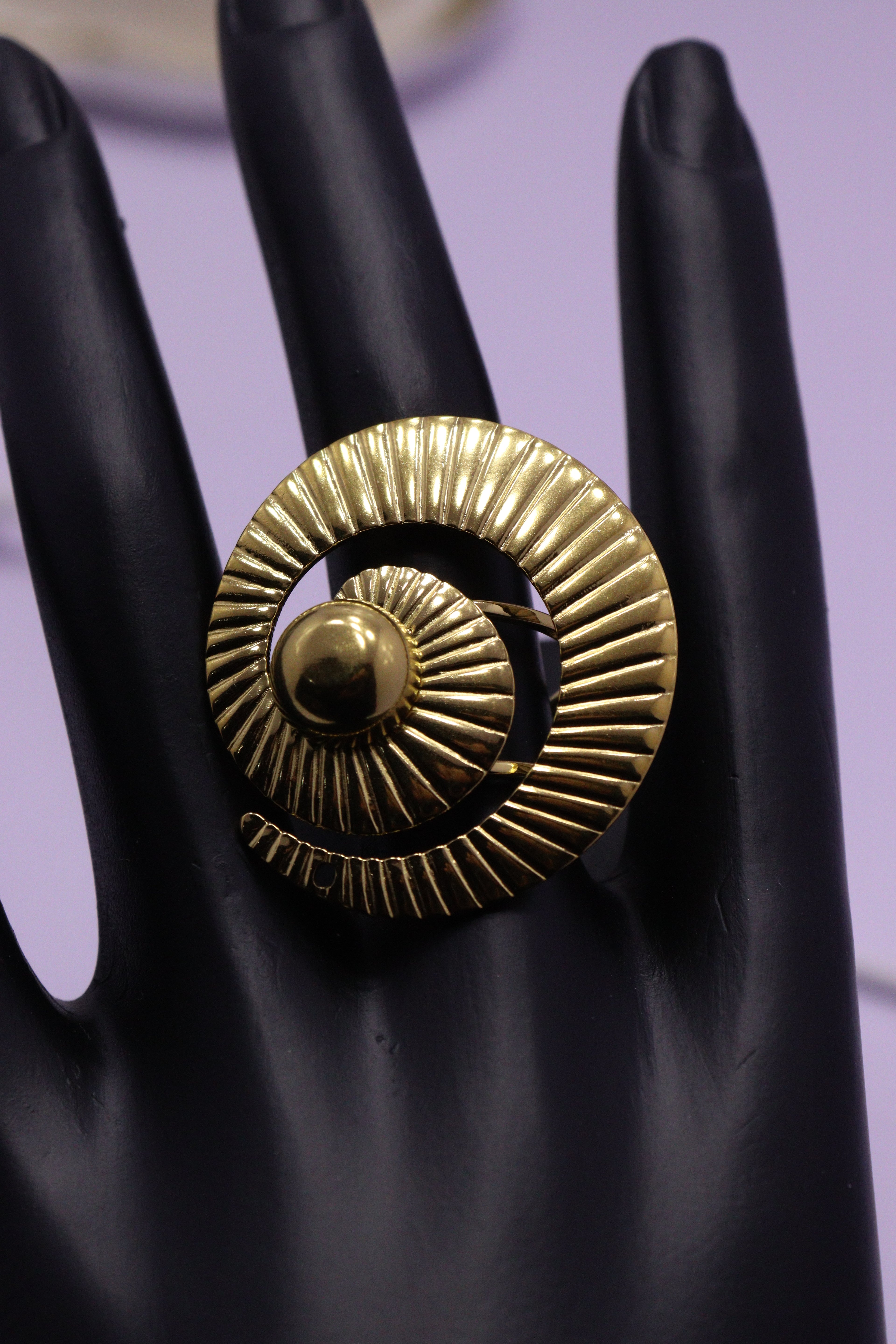 Crown Series 0001 -  AZ Golden Ring