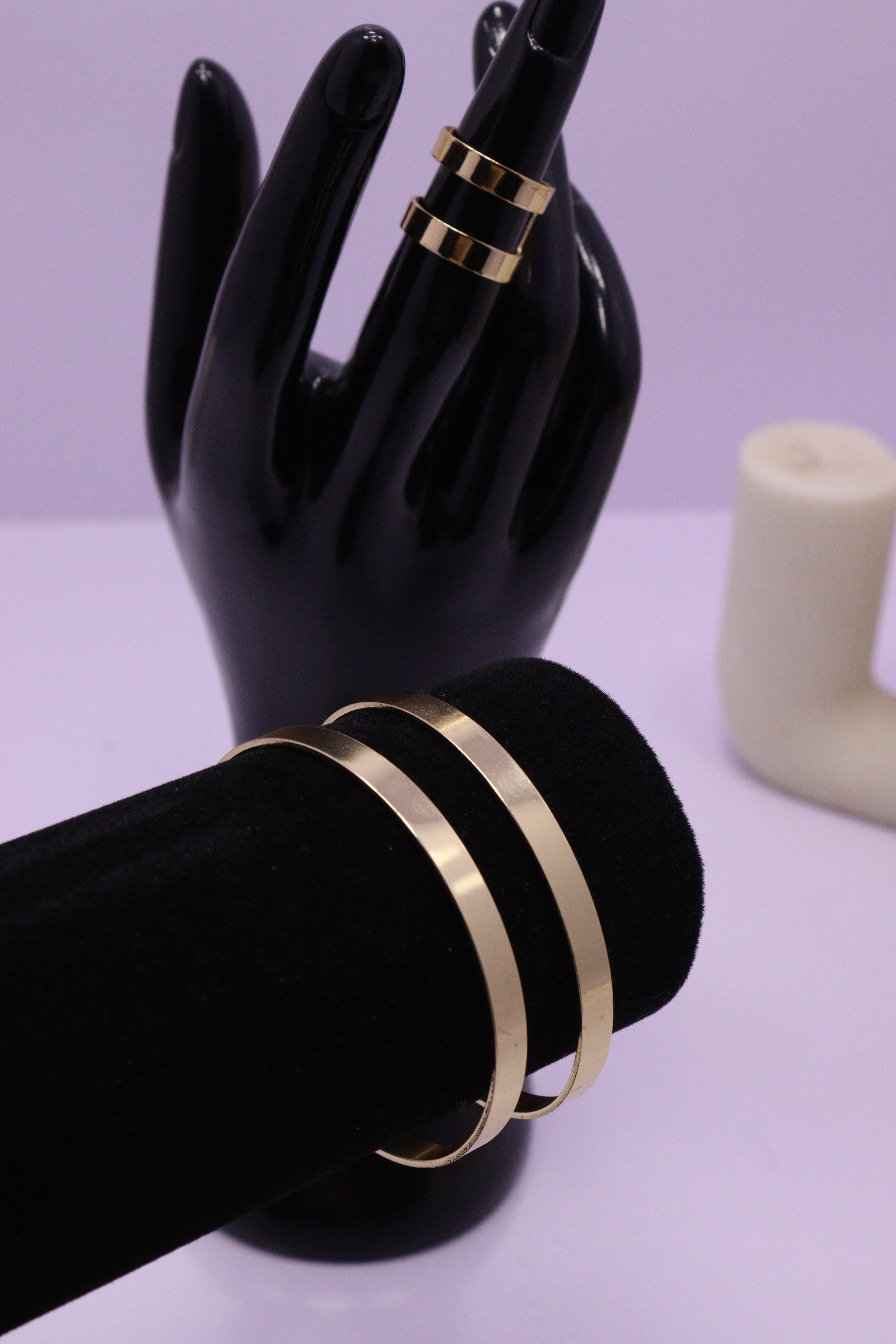 Sleek Wrist Series 0105 - AZ Golden Bangle