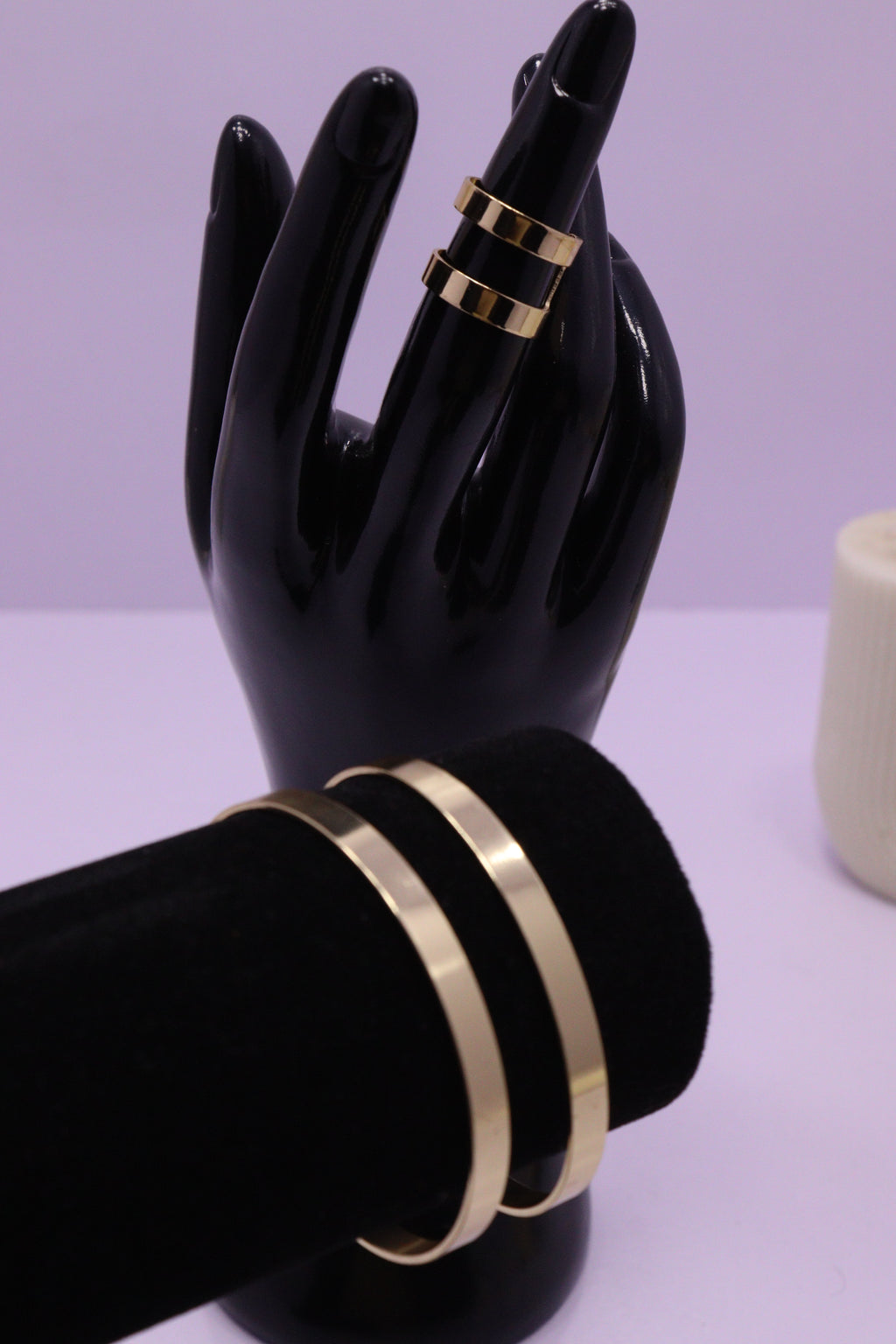 Sleek Wrist Series 0105 - AZ Golden Bangle