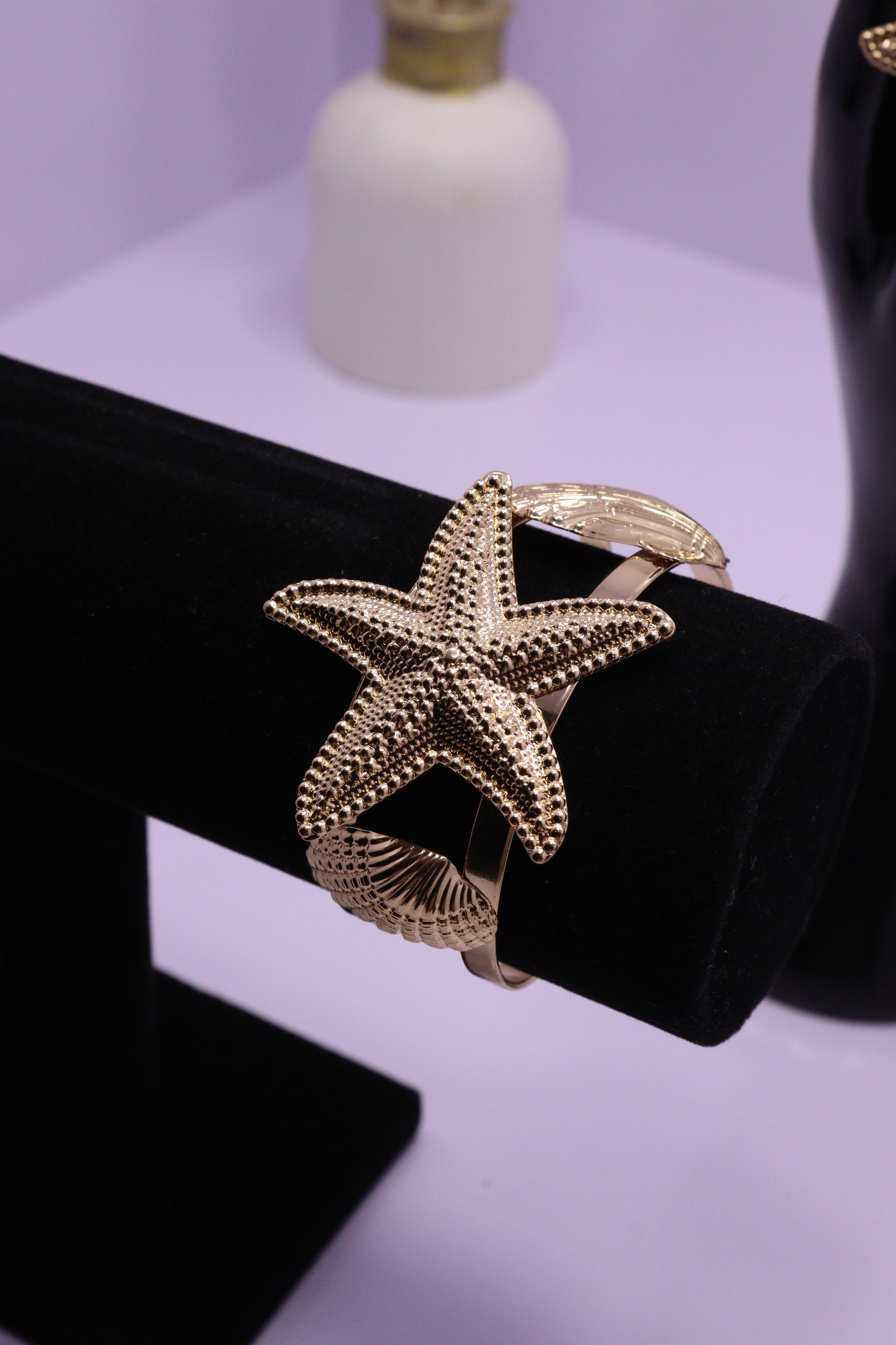 Sleek Wrist Series 0106 - AZ Golden Bangle & Ring Set