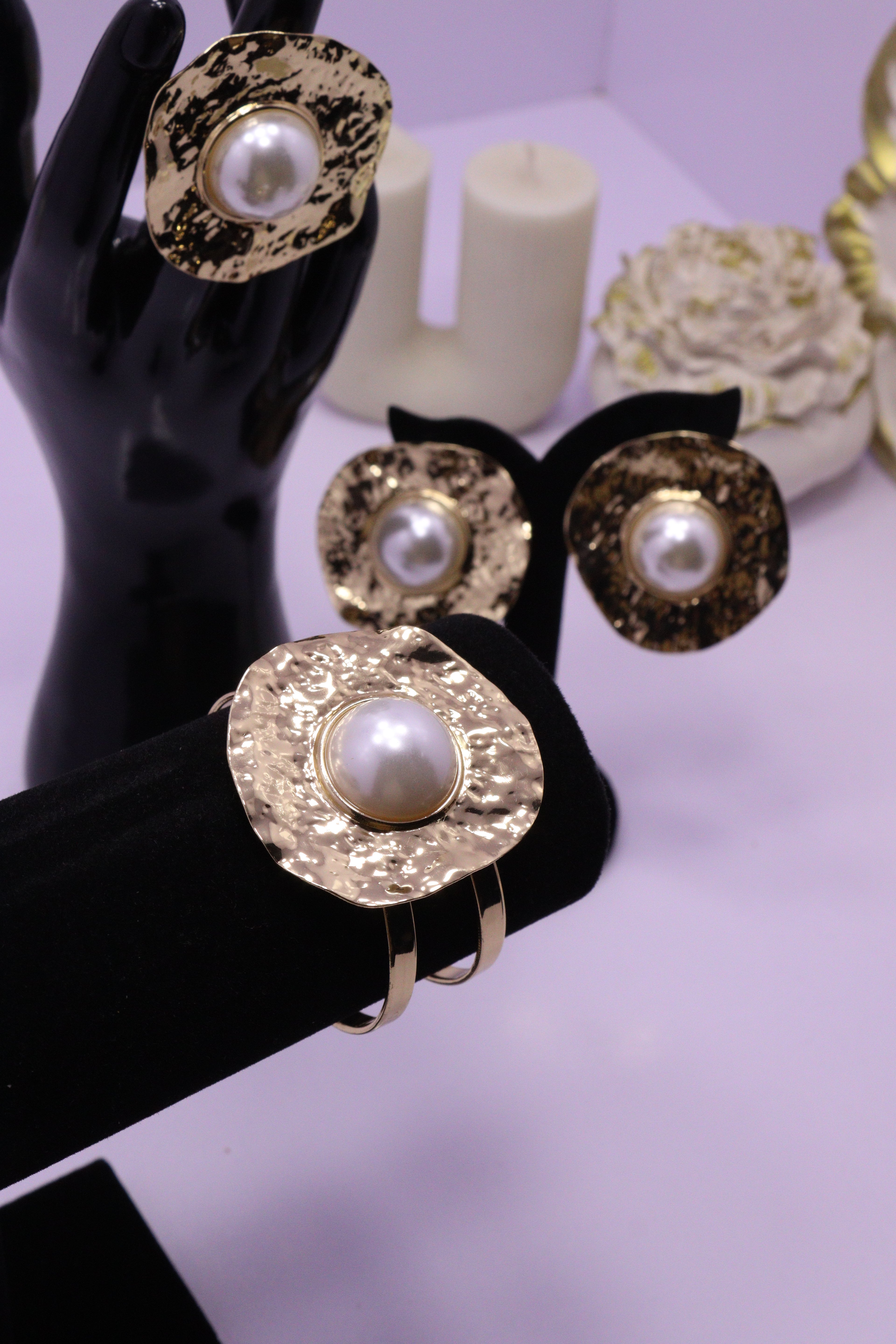 Sleek Wrist Series 0107 - AZ Golden Bangle, Ring & Ear ring Set