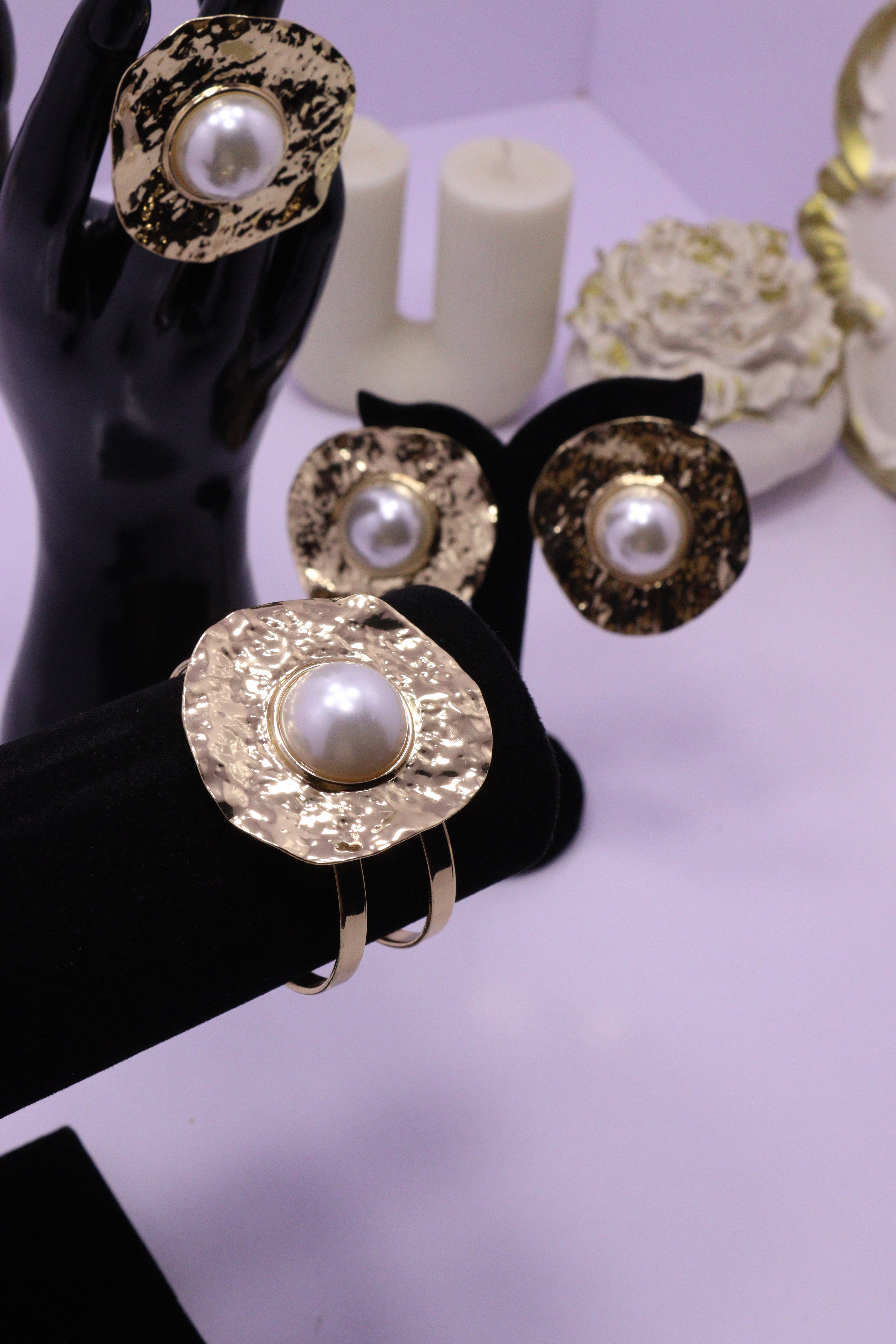 Sleek Wrist Series 0107 - AZ Golden Bangle, Ring & Ear ring Set