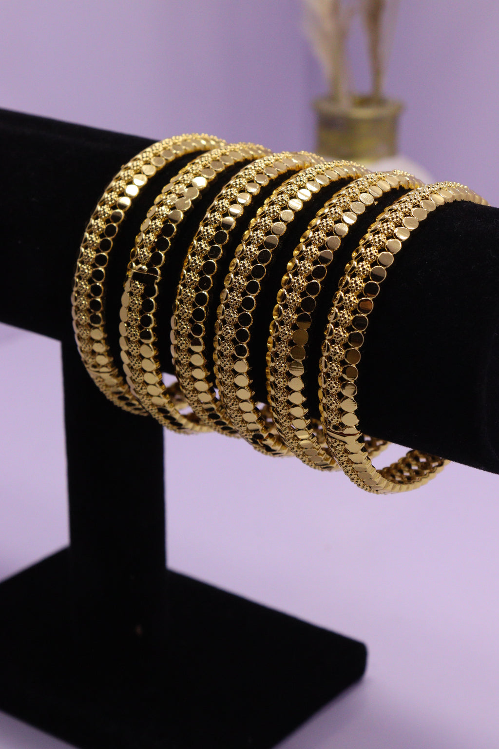 Sleek Wrist Series 0108- AZ Golden Bangle