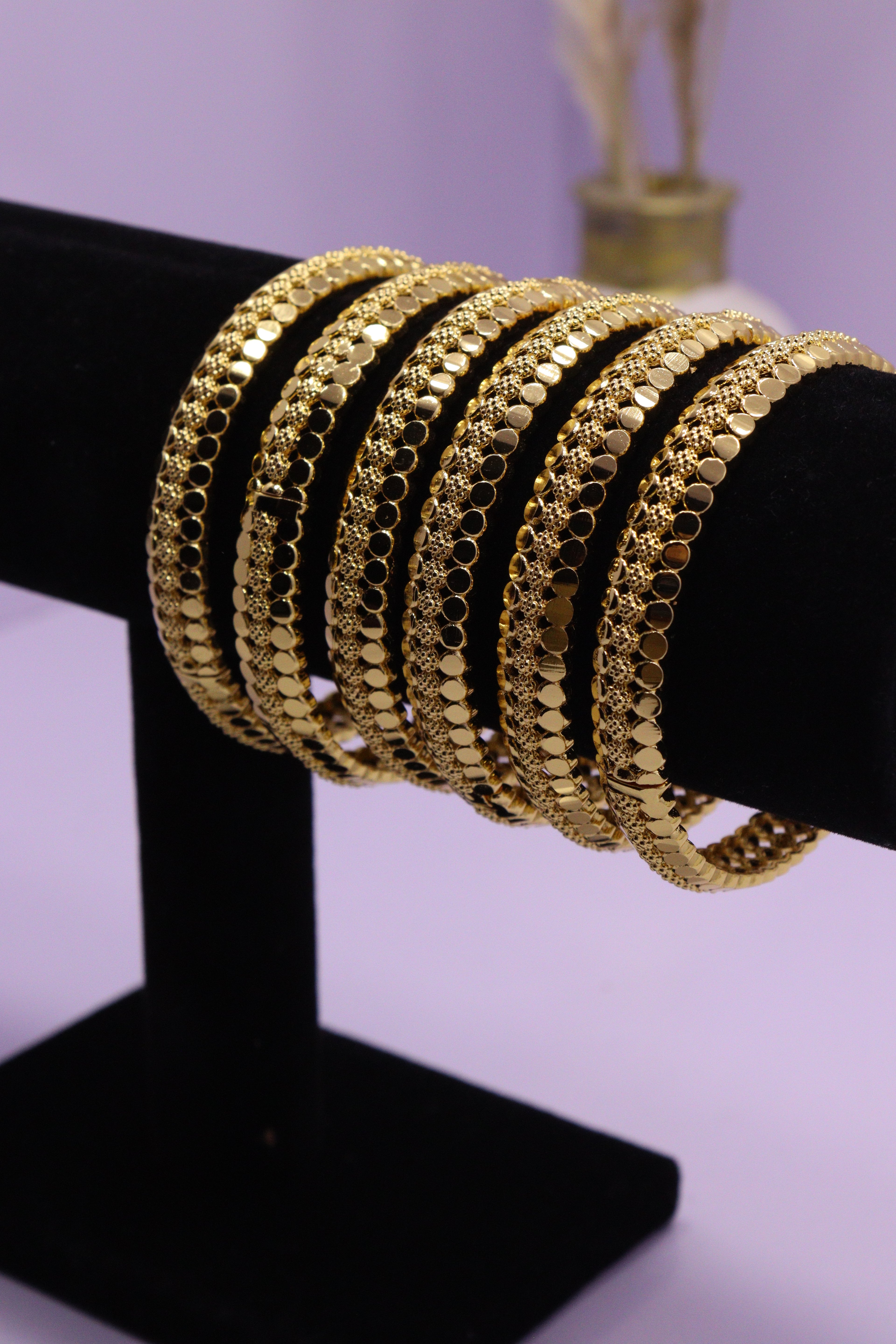 Sleek Wrist Series 0108- AZ Golden Bangle