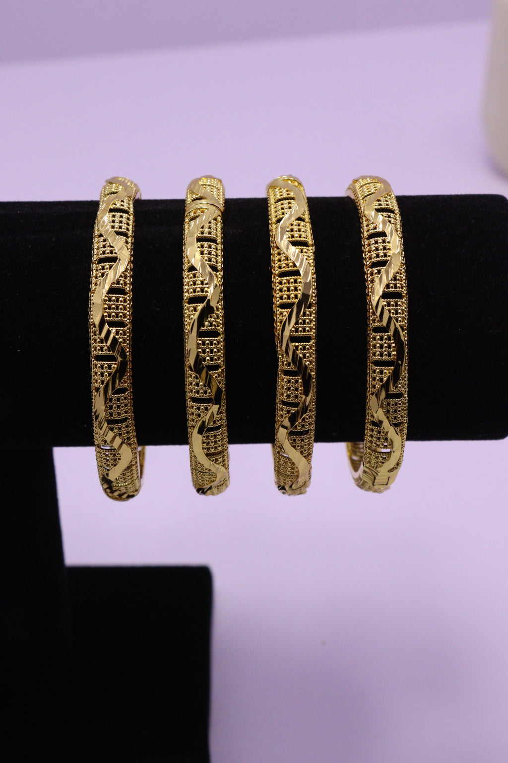 Sleek Wrist Series 0109 - AZ Golden Bangle