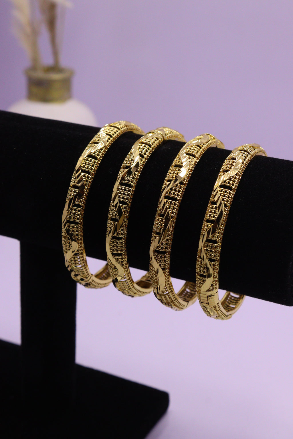 Sleek Wrist Series 0109 - AZ Golden Bangle