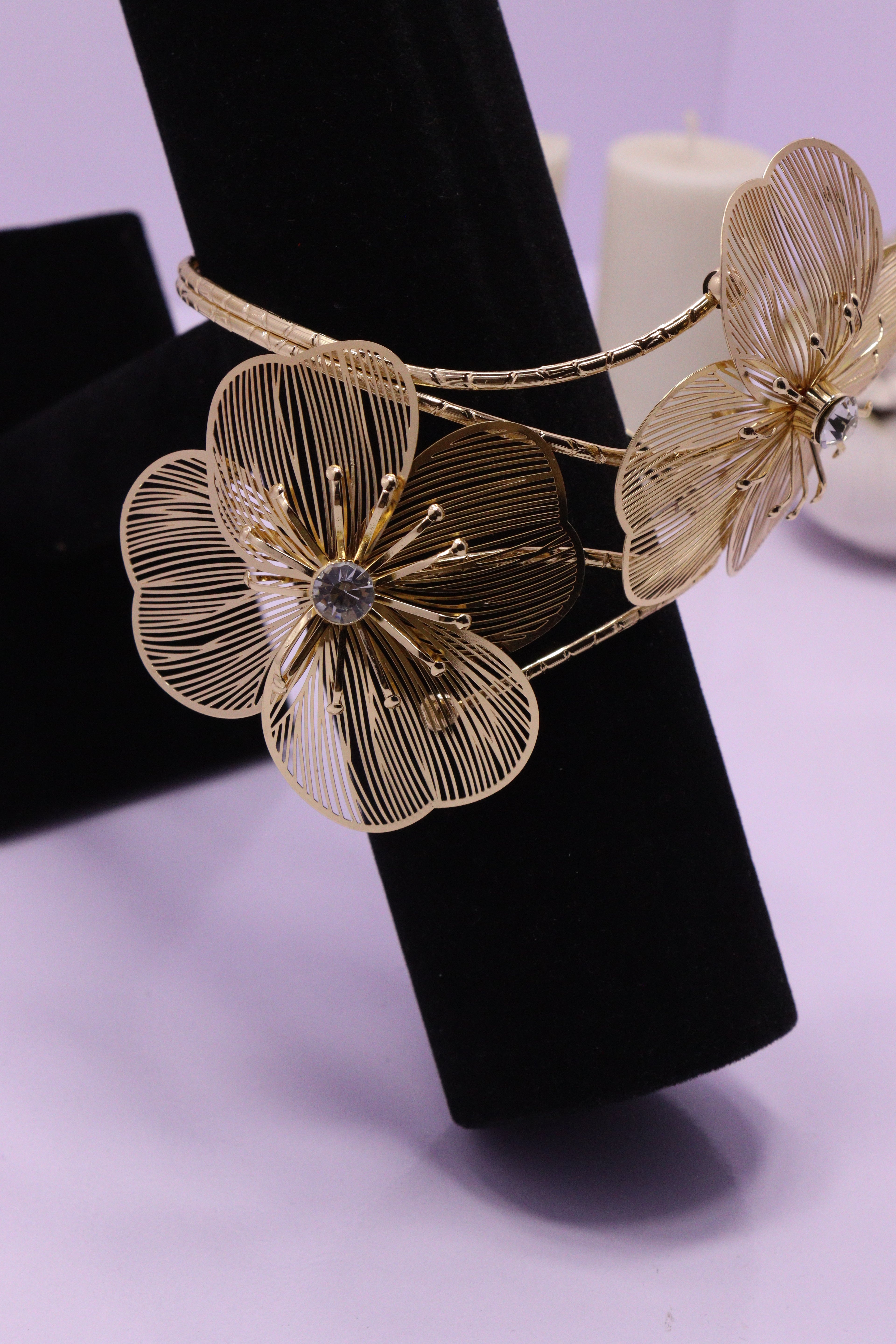 Royal Embrace Series 0002 - AZ Golden Arm Cuff