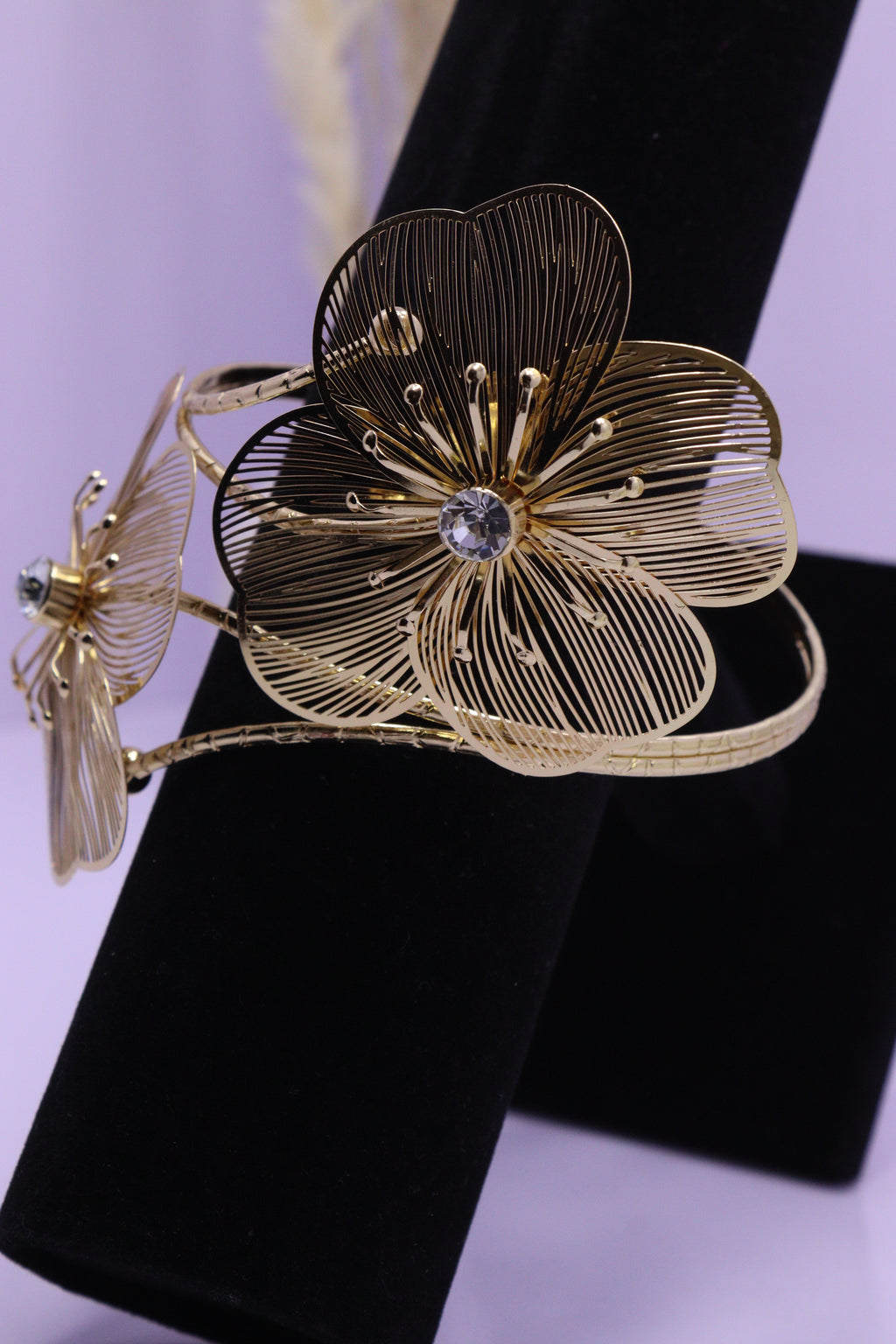 Royal Embrace Series 0002 - AZ Golden Arm Cuff