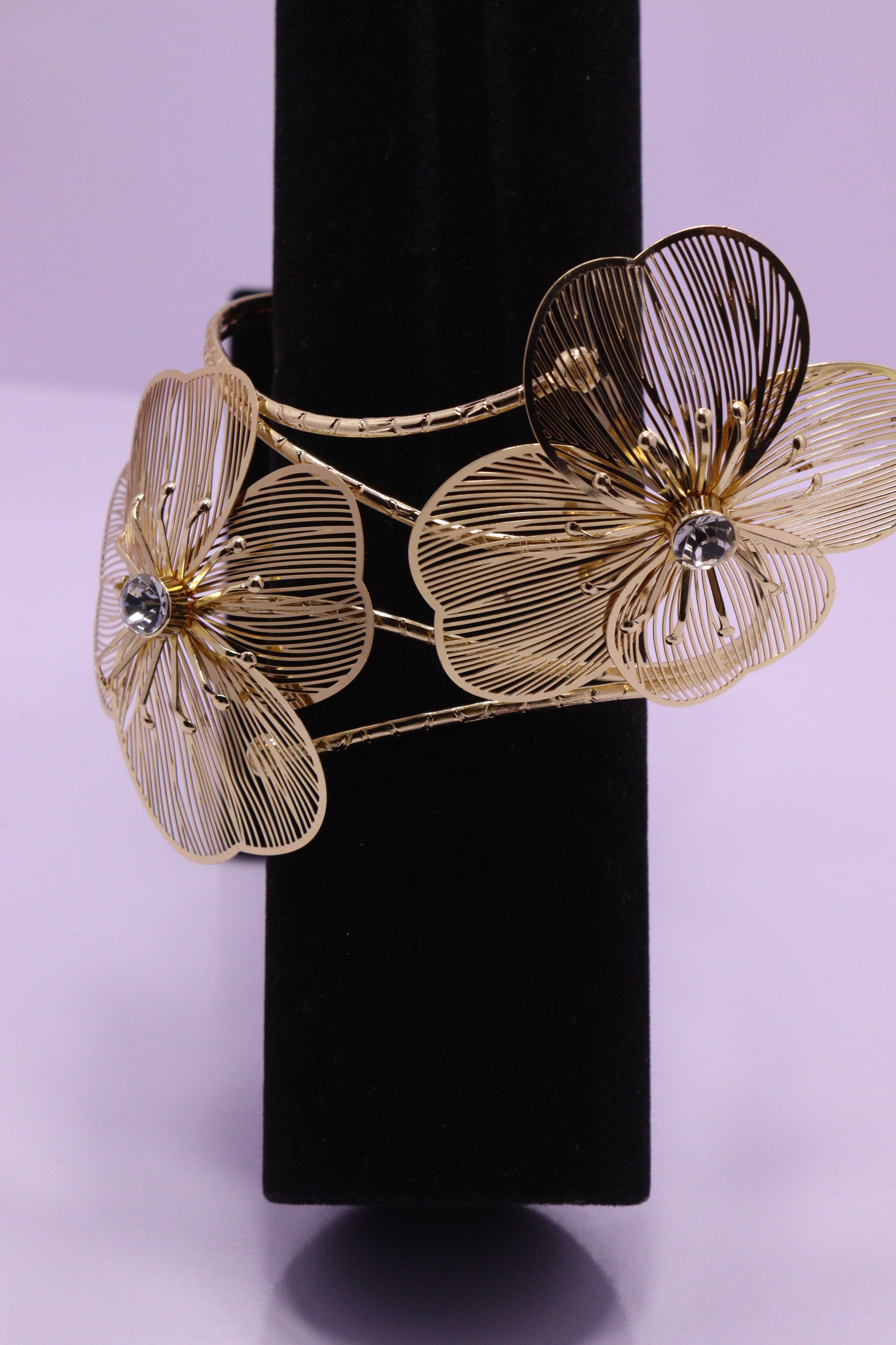 Royal Embrace Series 0002 - AZ Golden Arm Cuff