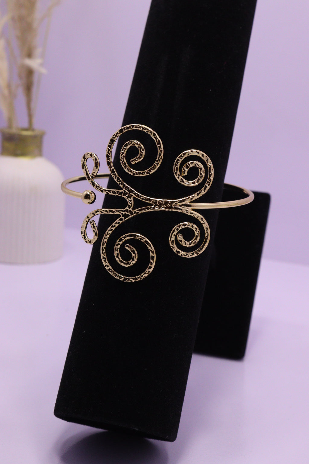 Royal Embrace Series 0004 - AZ Golden Arm Cuff