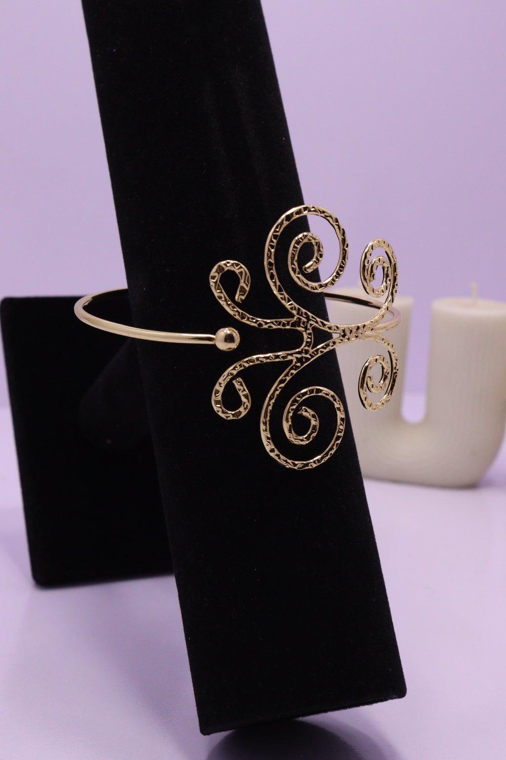 Royal Embrace Series 0004 - AZ Golden Arm Cuff