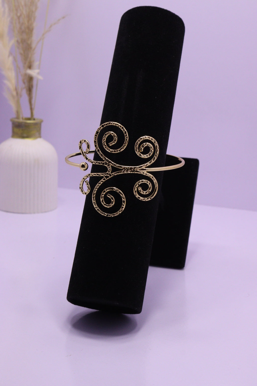 Royal Embrace Series 0004 - AZ Golden Arm Cuff