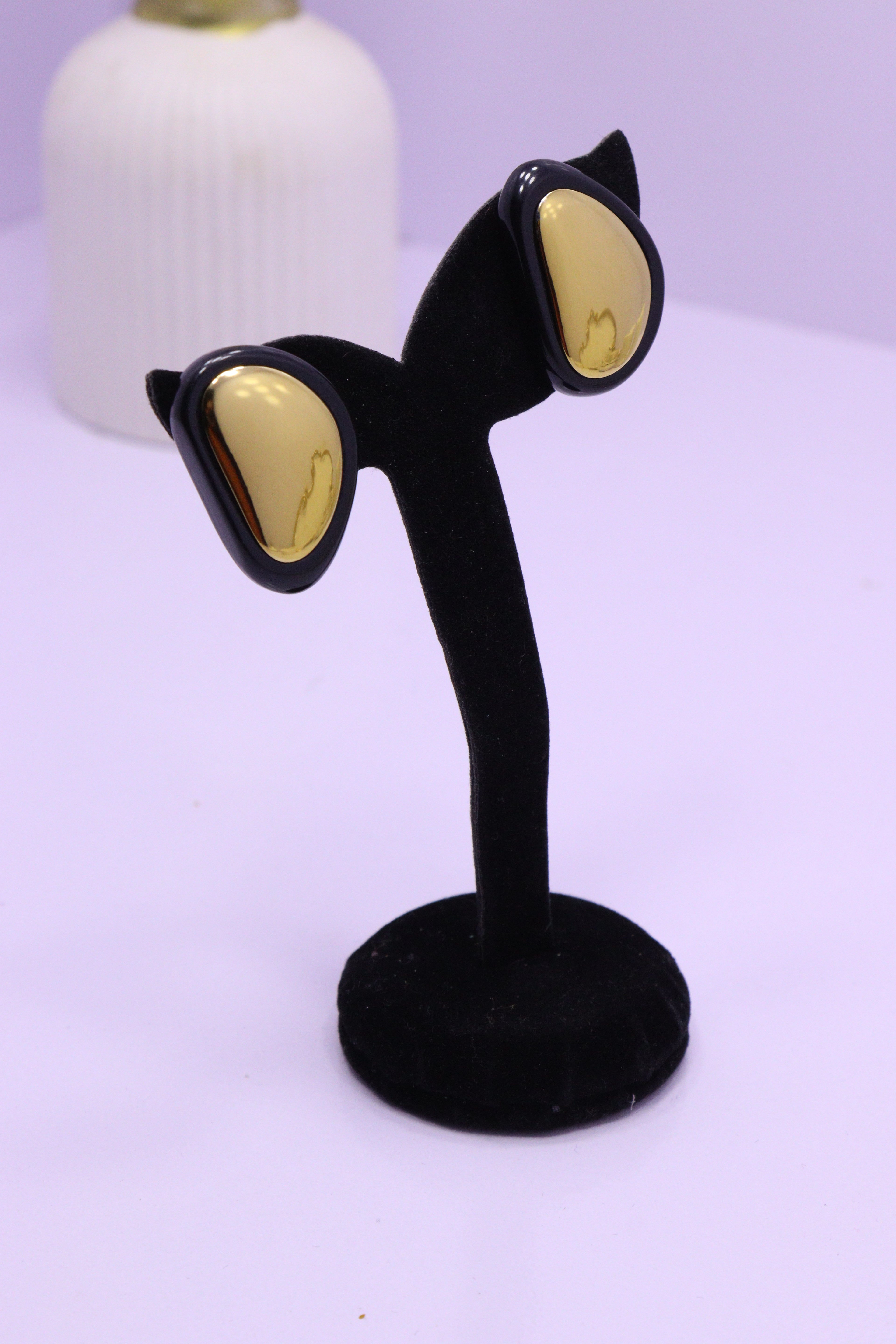 Bold Glow Series 0211 - AZ Golden Ear ring